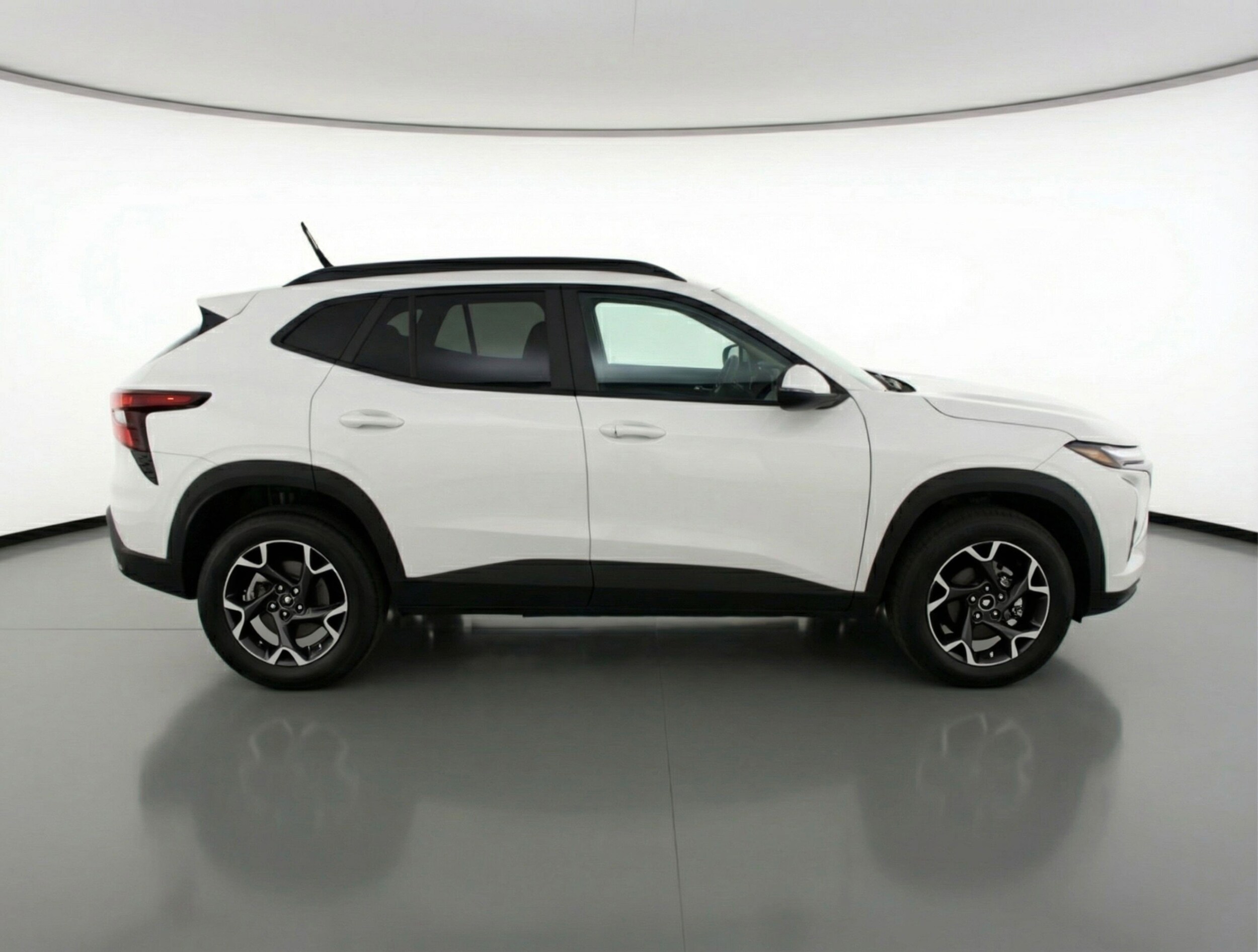 Thumbnail: 2025 Chevrolet Trax - 11