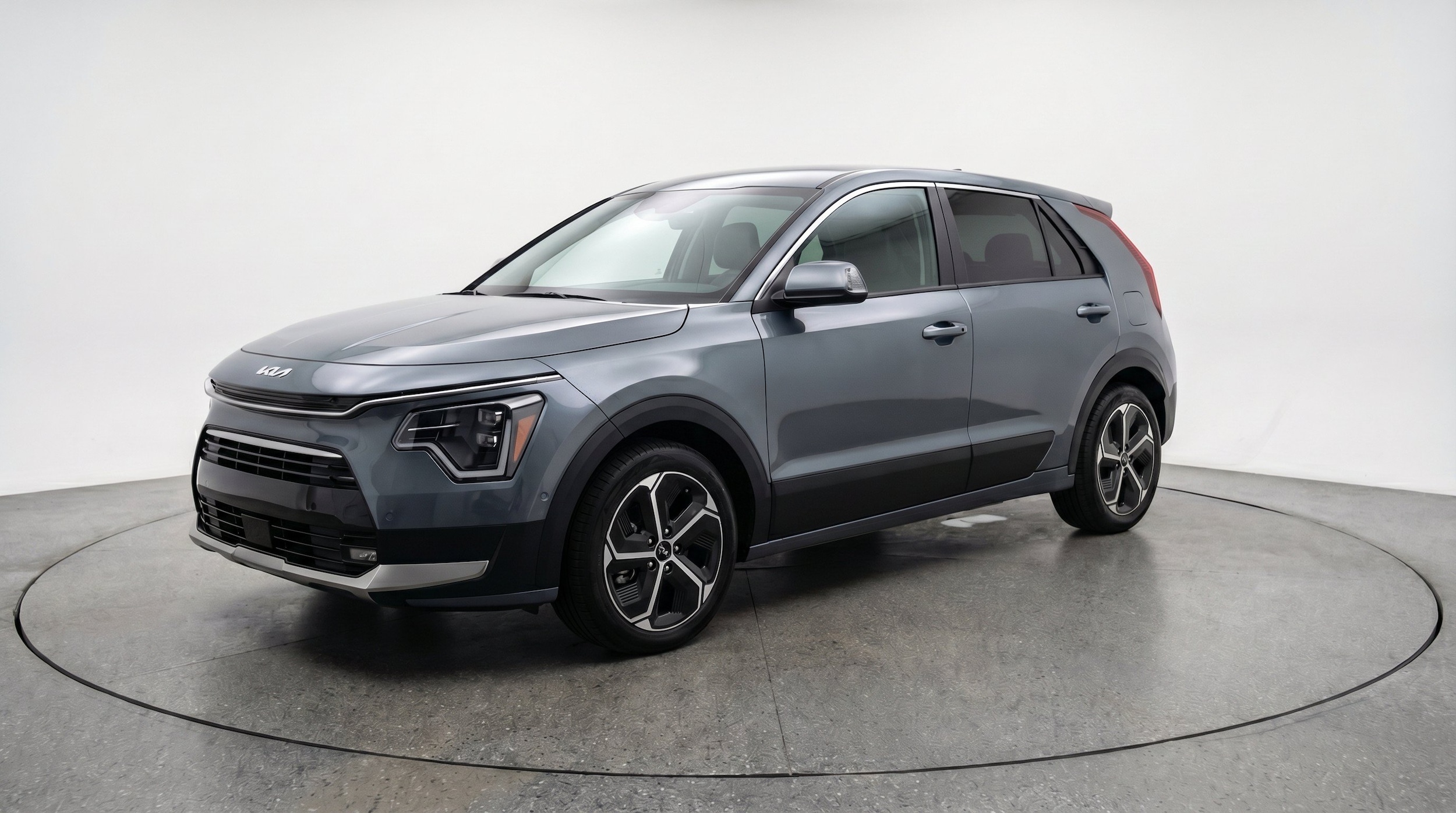 Thumbnail: 2026 Kia Niro - 3
