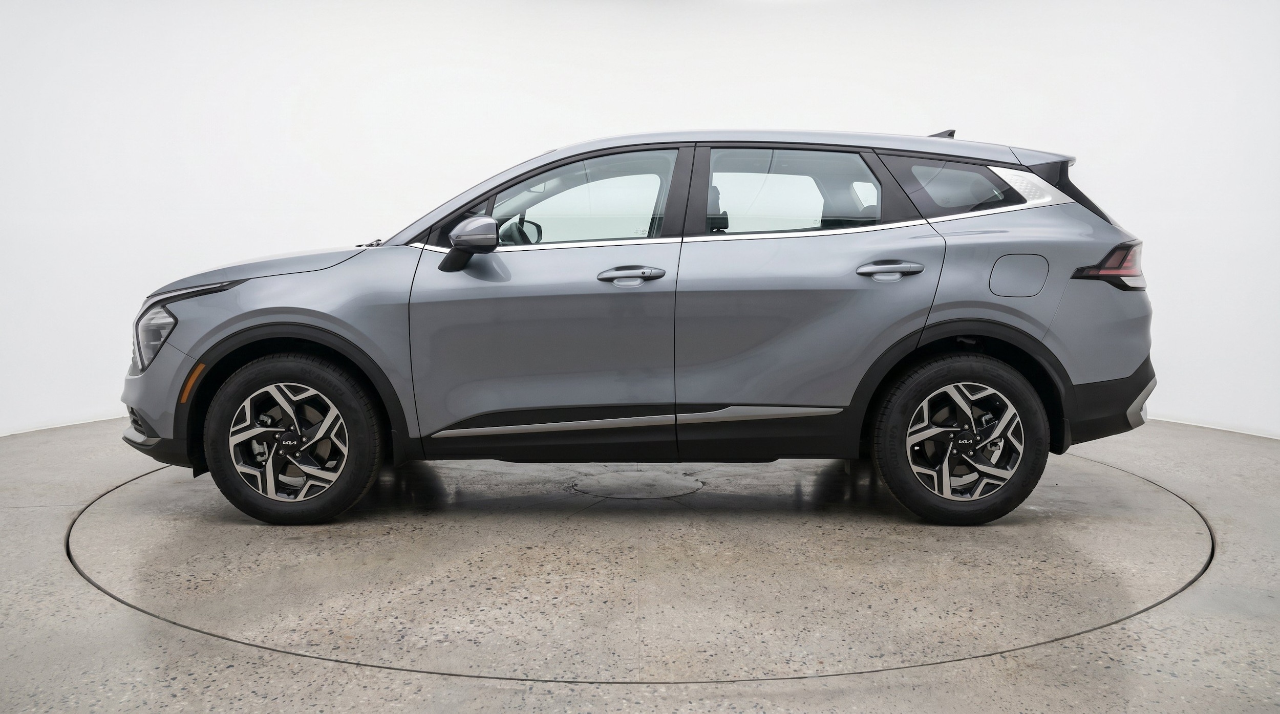 Thumbnail: 2025 Kia Sportage - 5