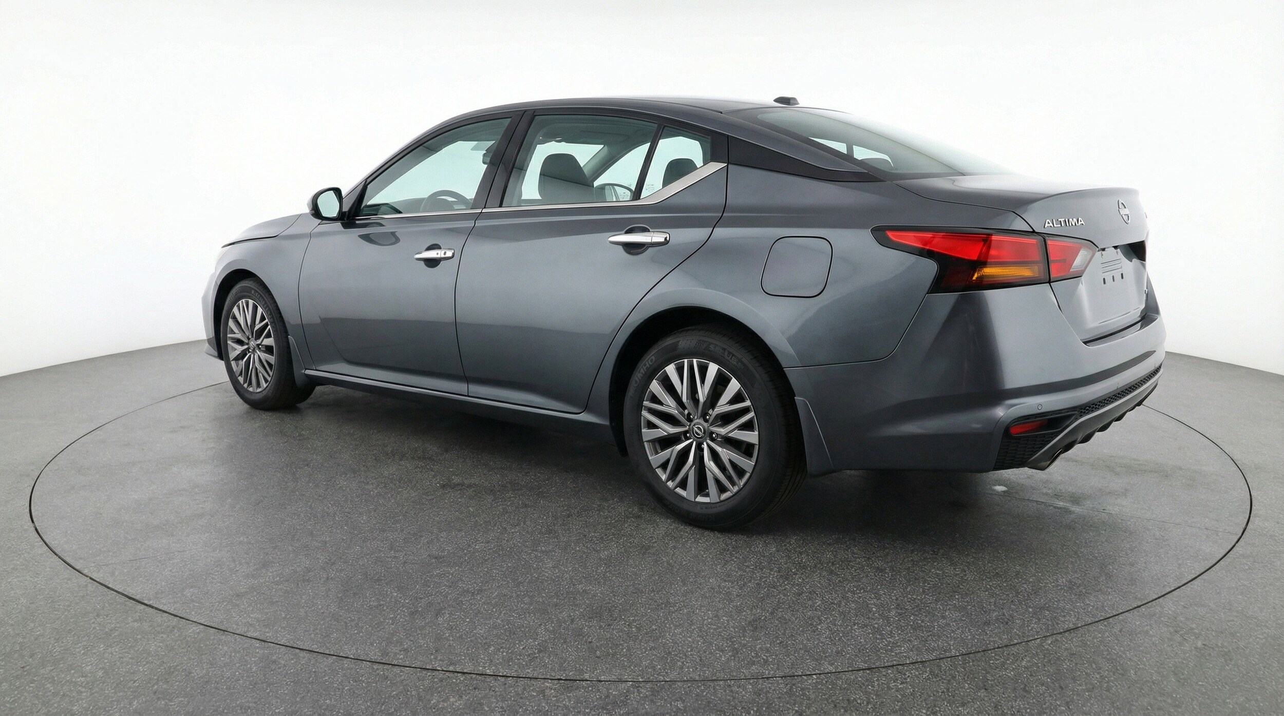 Thumbnail: 2025 Nissan Altima - 6