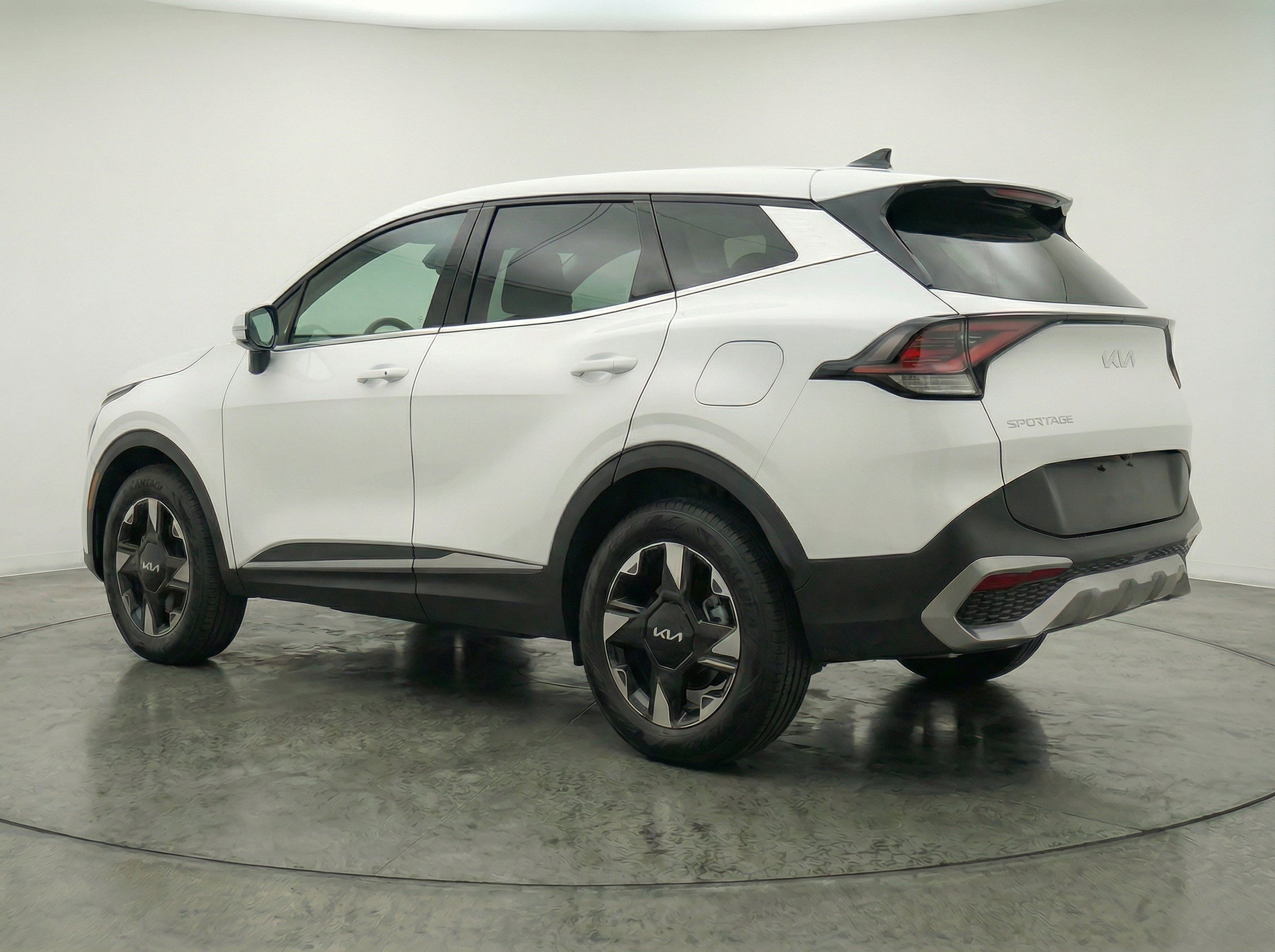 Thumbnail: 2026 Kia Sportage - 6