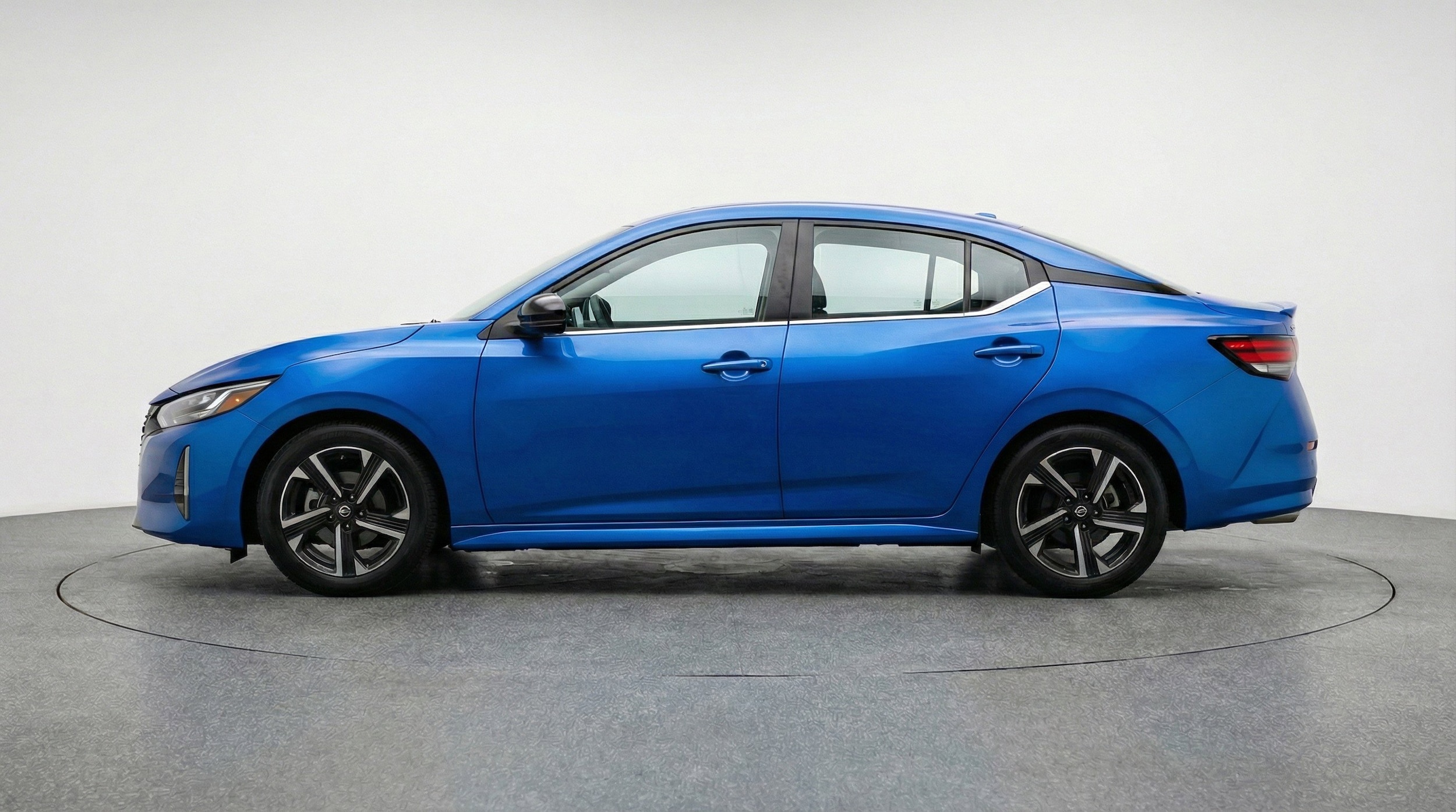 Thumbnail: 2025 Nissan Sentra - 5