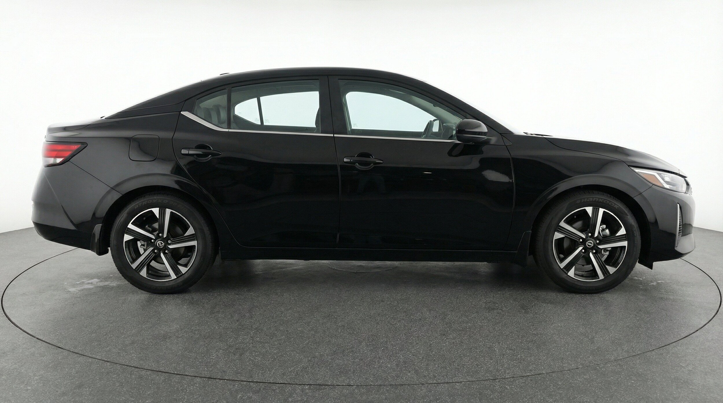 Thumbnail: 2025 Nissan Sentra - 11