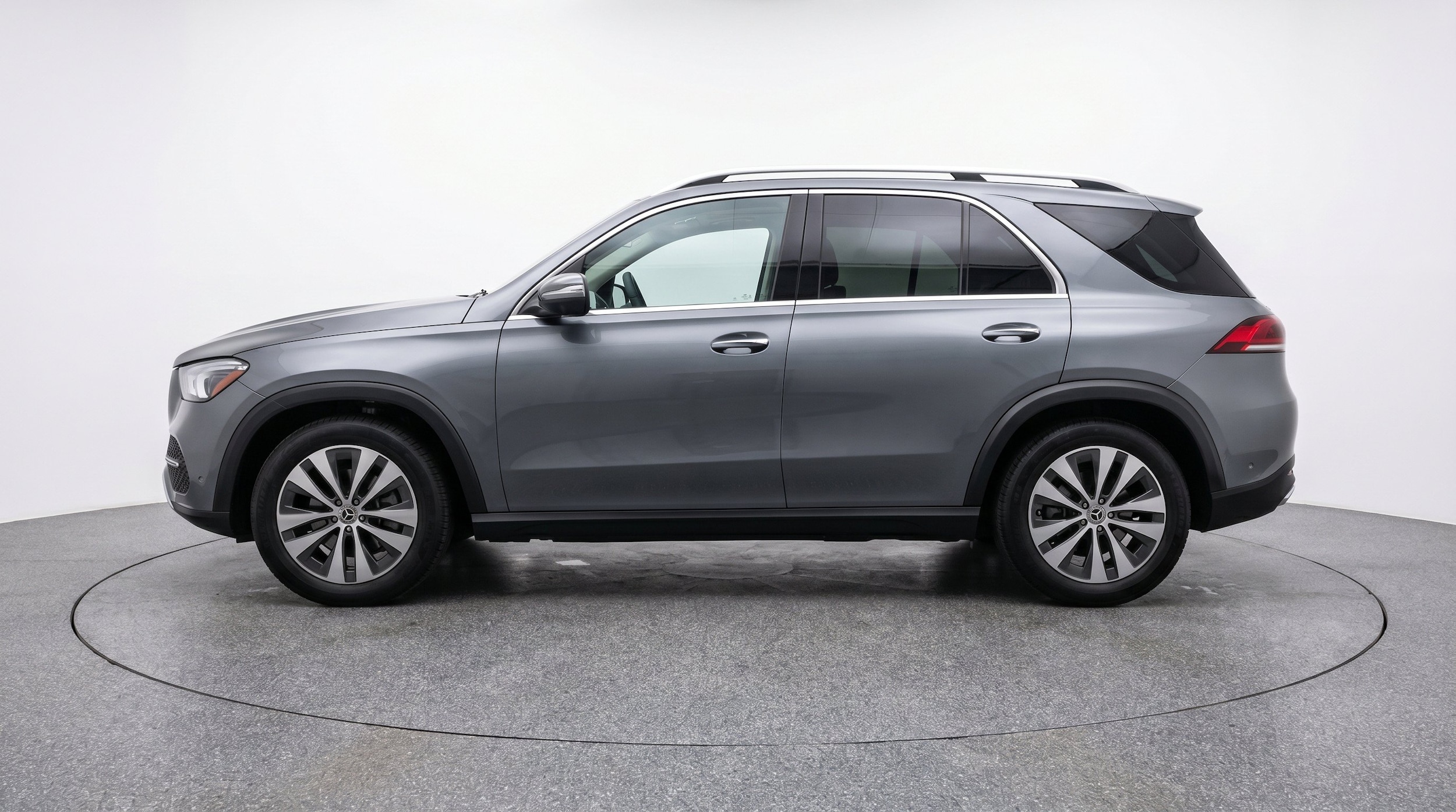 Thumbnail: 2026 Mercedes-Benz GLE - 5