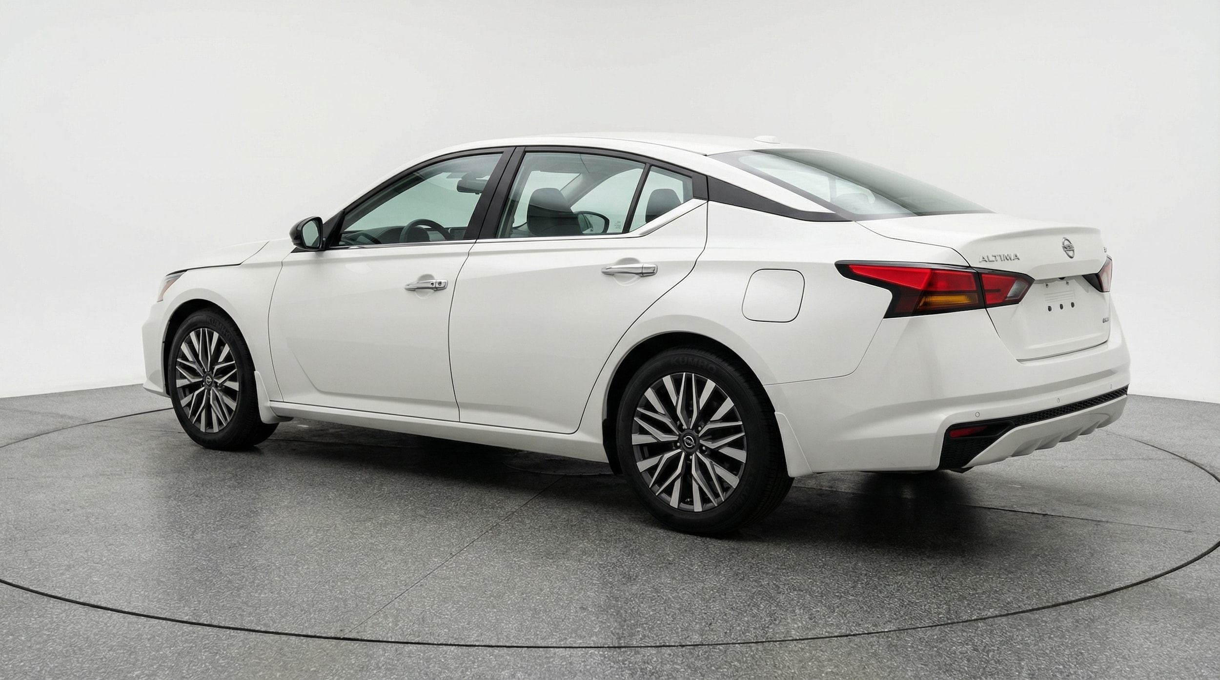 Thumbnail: 2025 Nissan Altima - 5