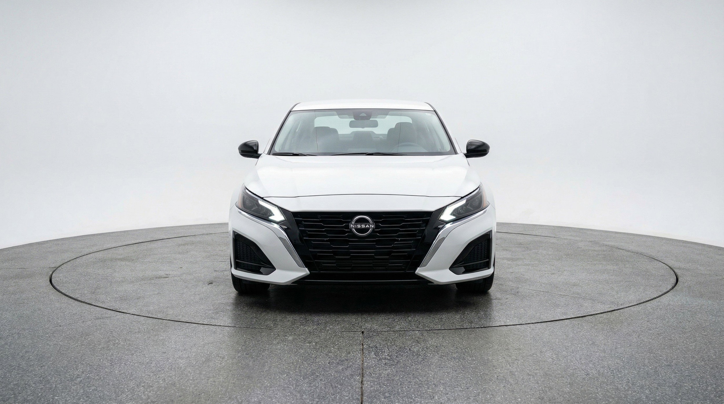 Thumbnail: 2025 Nissan Altima - 2