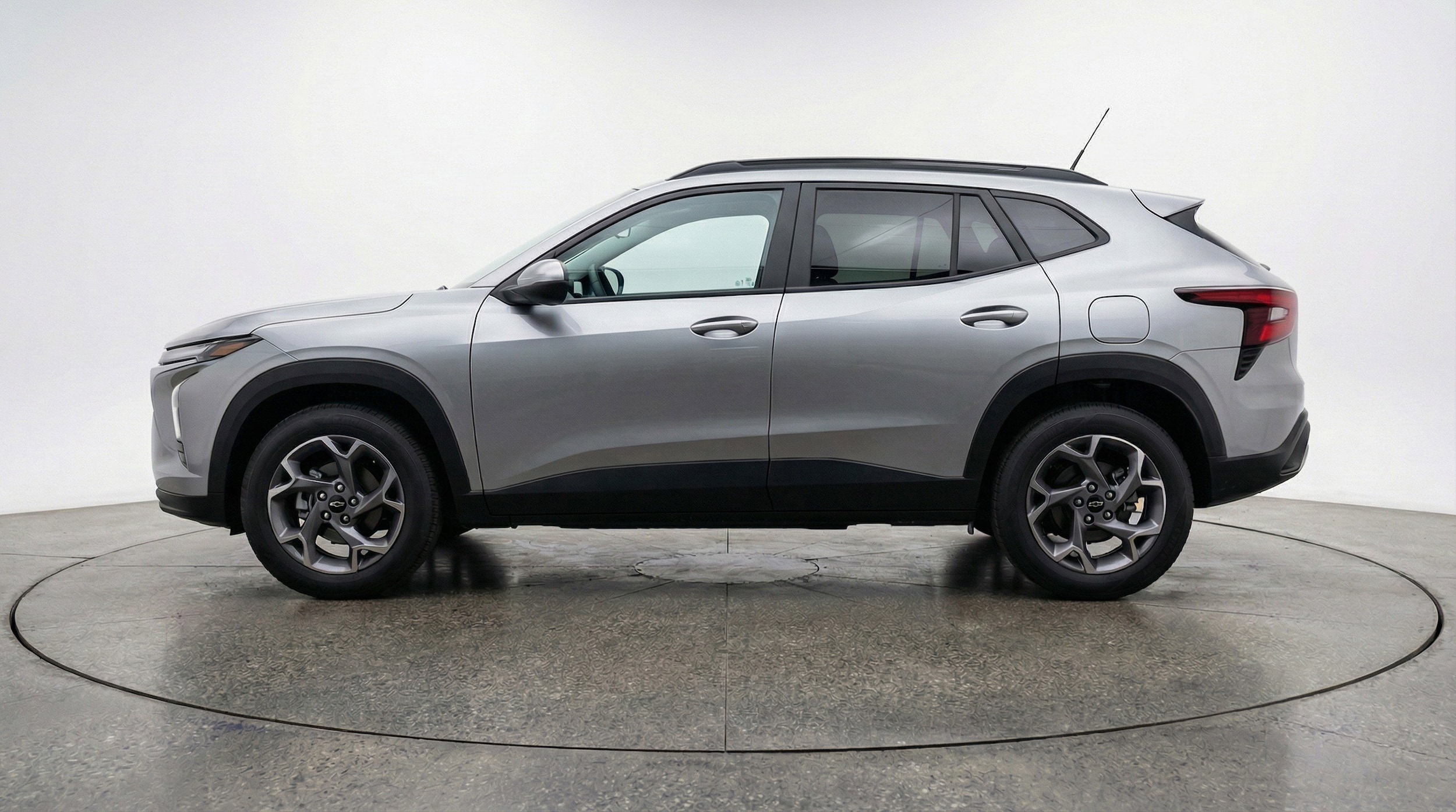 Thumbnail: 2025 Chevrolet Trax - 5