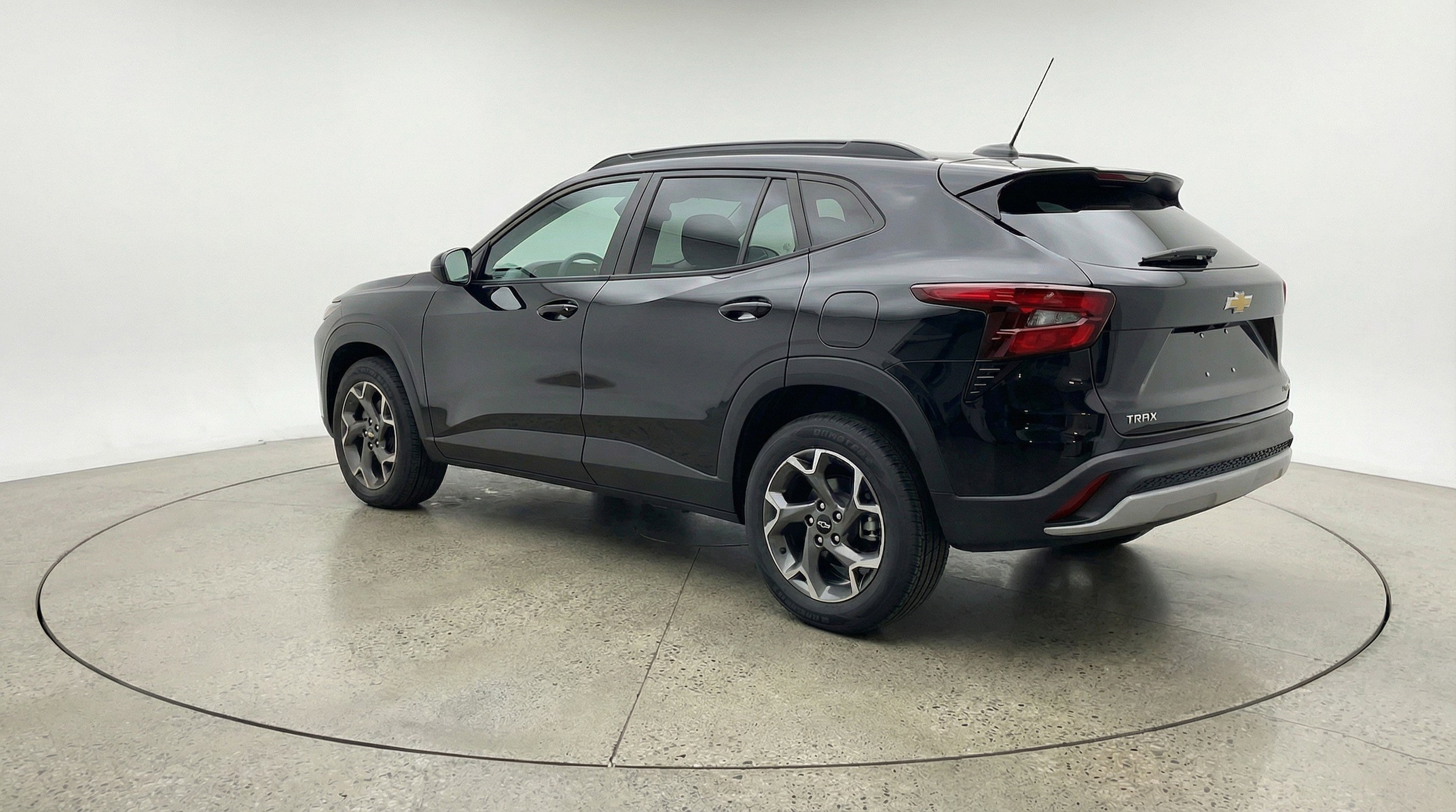 Thumbnail: 2025 Chevrolet Trax - 6