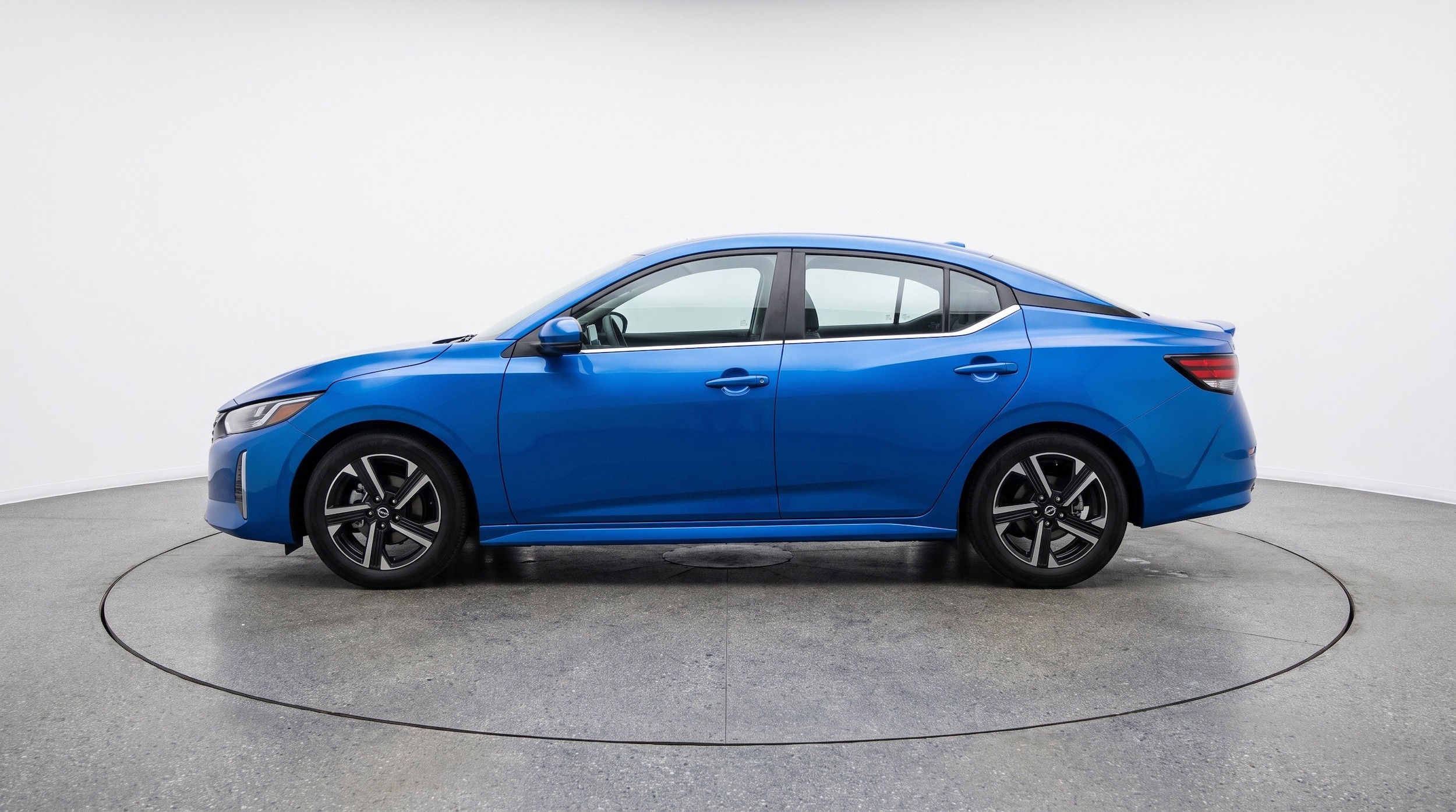 Thumbnail: 2025 Nissan Sentra - 5