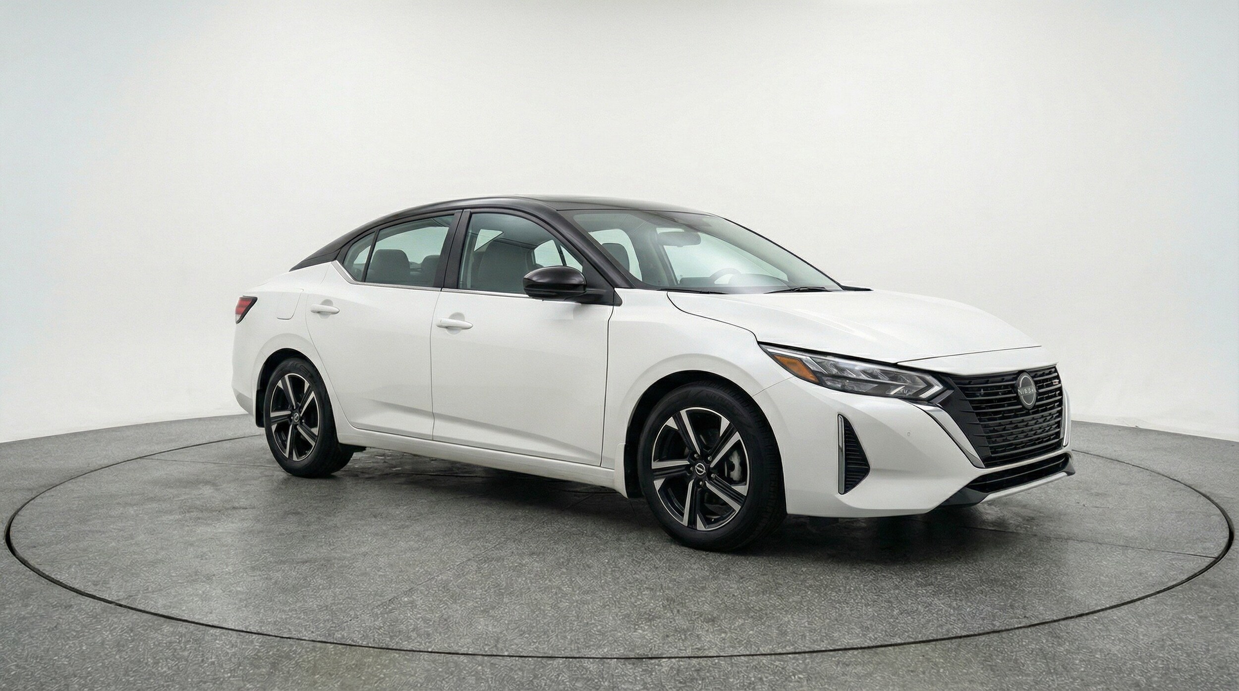 Thumbnail: 2025 Nissan Sentra - 3