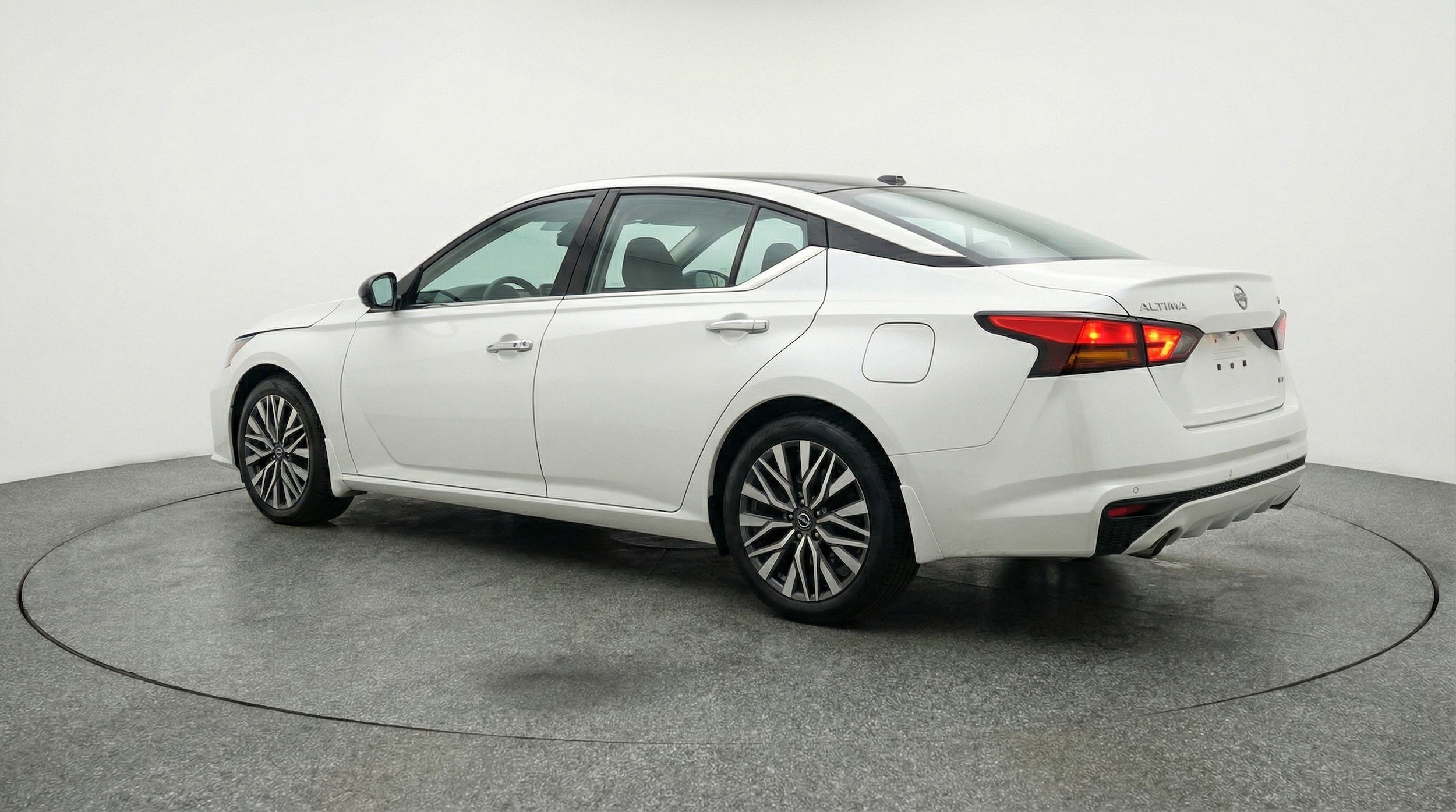 Thumbnail: 2025 Nissan Altima - 6