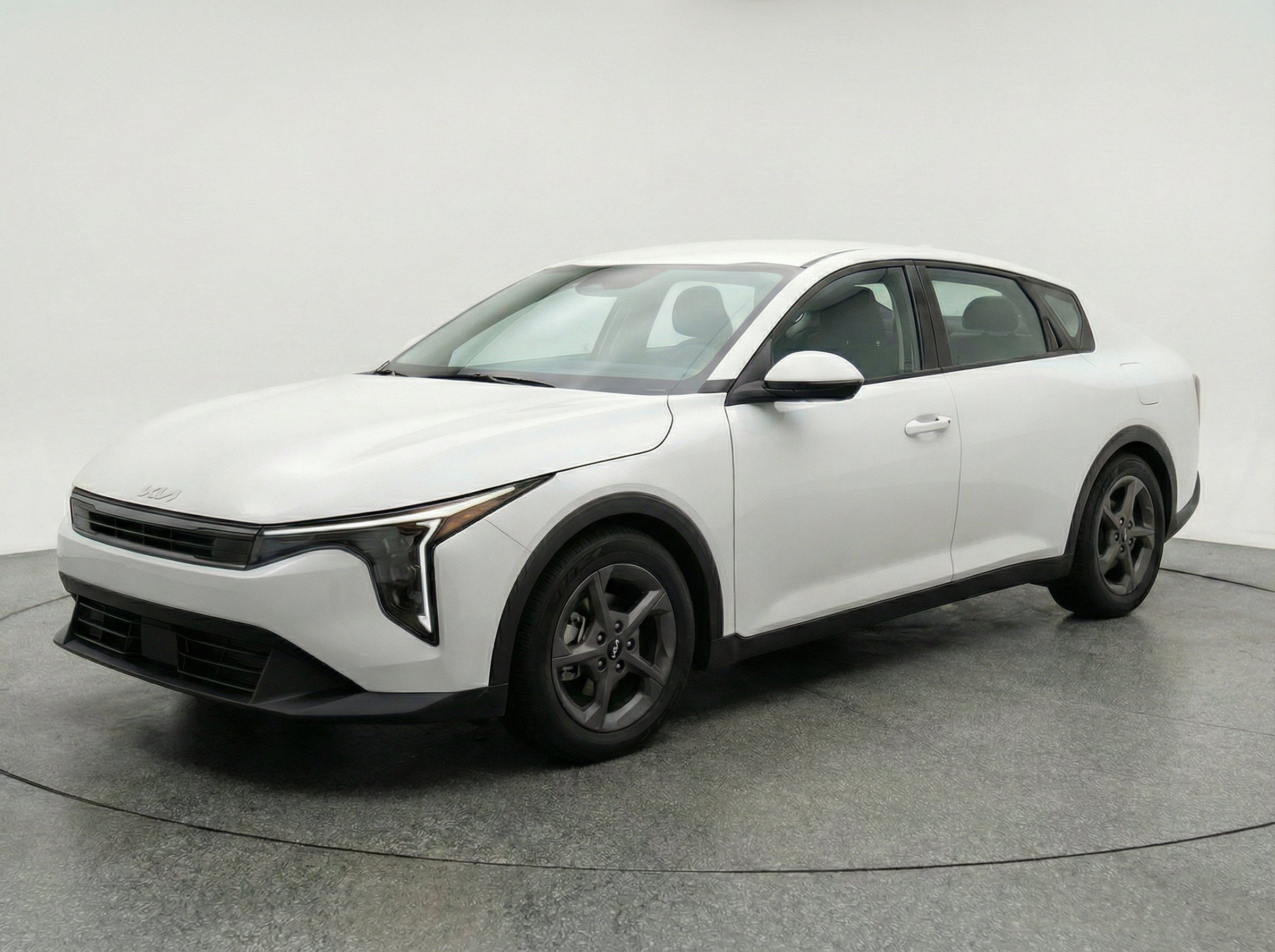 Thumbnail: 2025 Kia K4 - 3