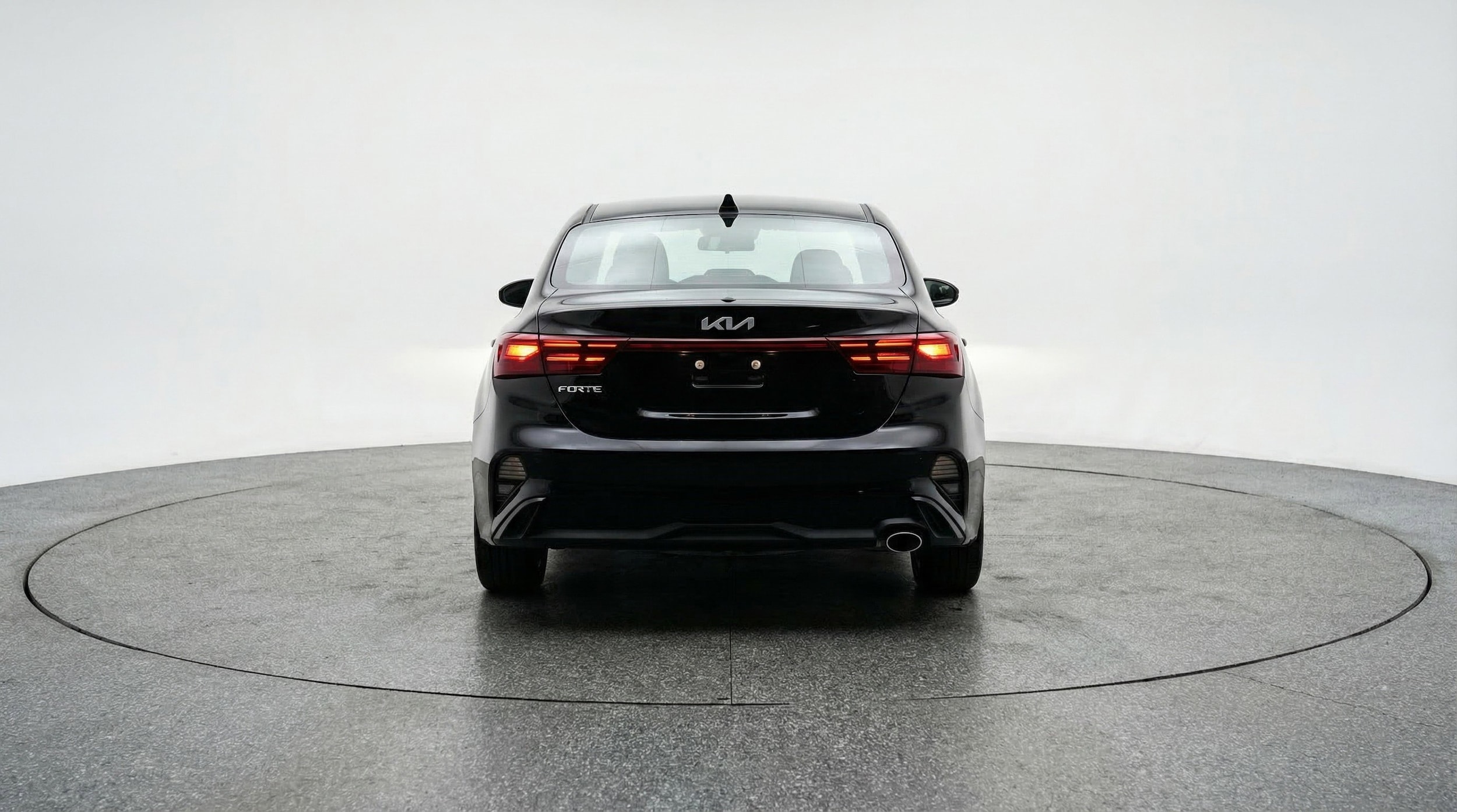 Thumbnail: 2024 Kia Forte - 7