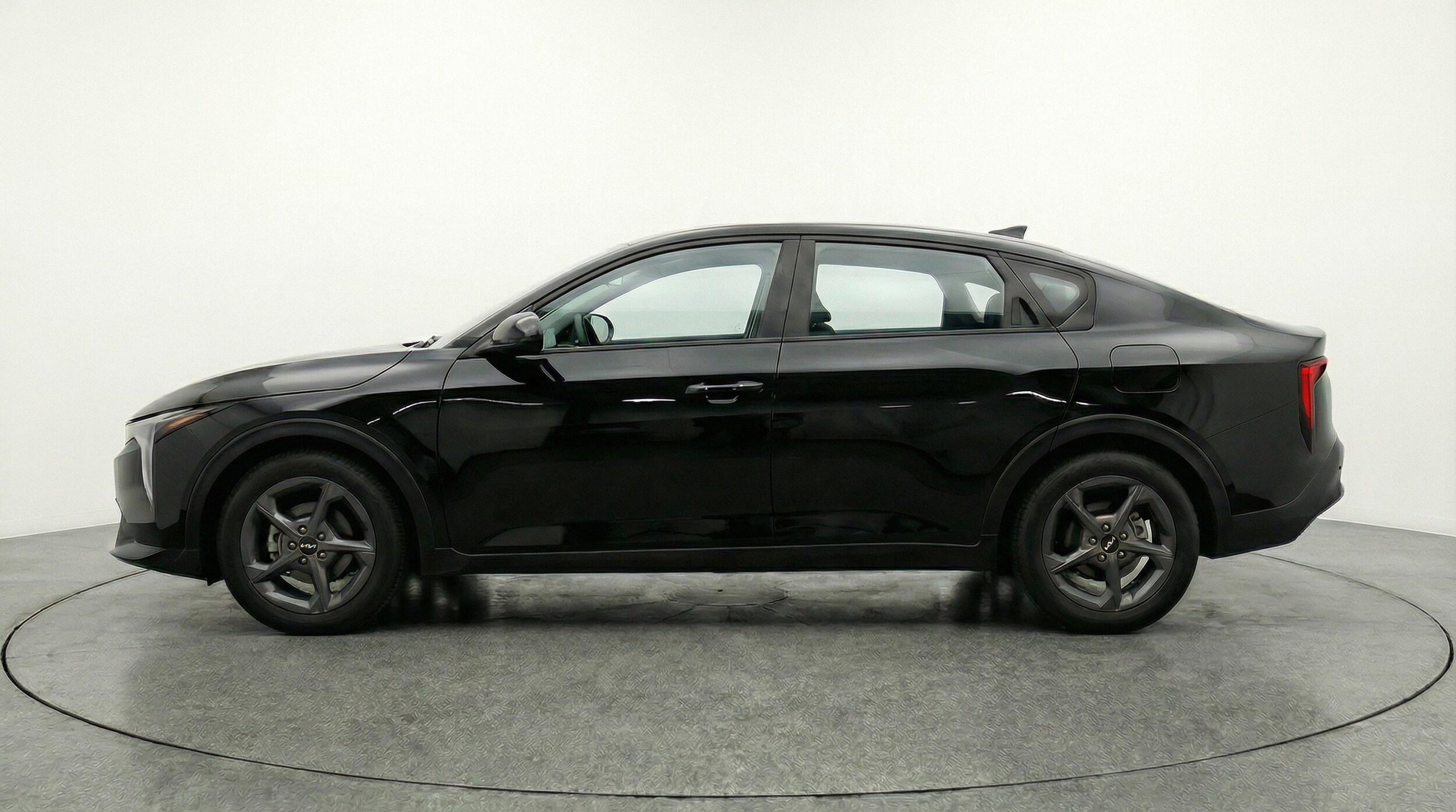 Thumbnail: 2025 Kia K4 - 5