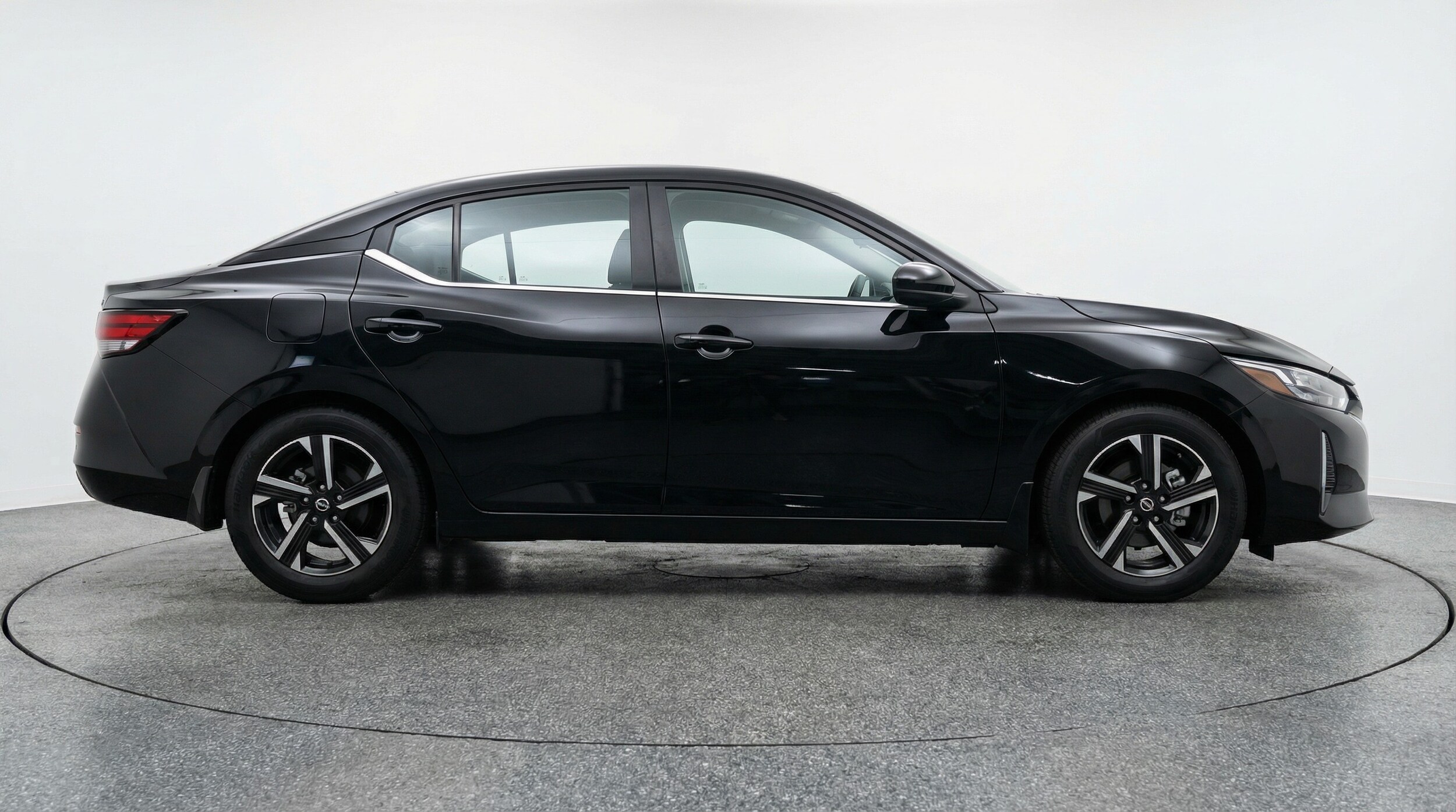 Thumbnail: 2025 Nissan Sentra - 8