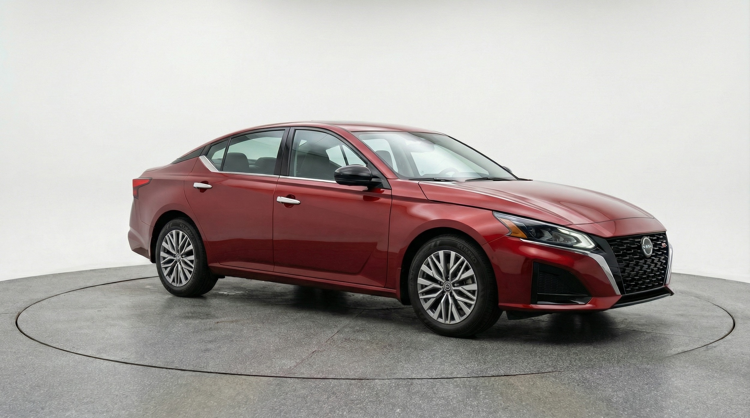 Thumbnail: 2025 Nissan Altima - 1