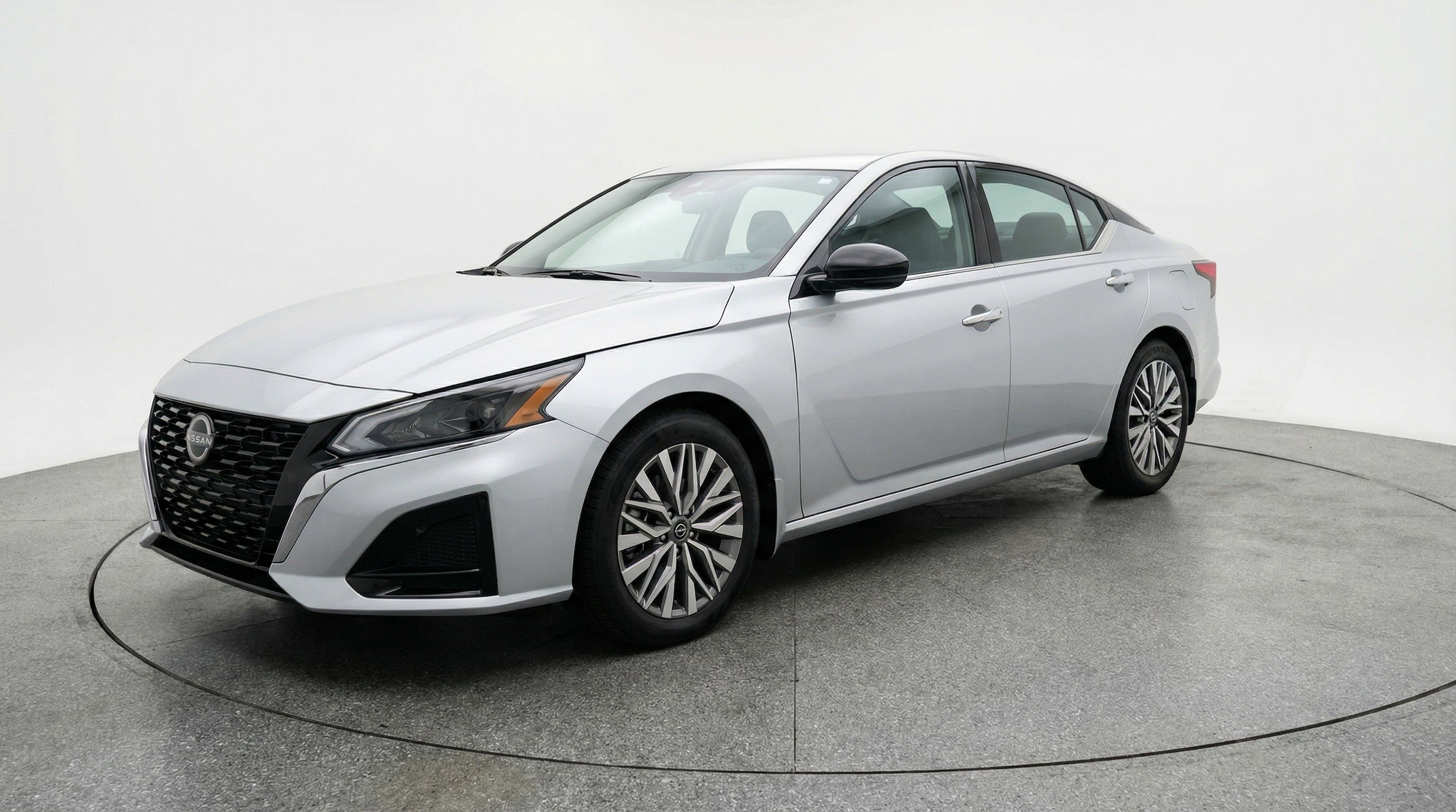 Thumbnail: 2025 Nissan Altima - 3