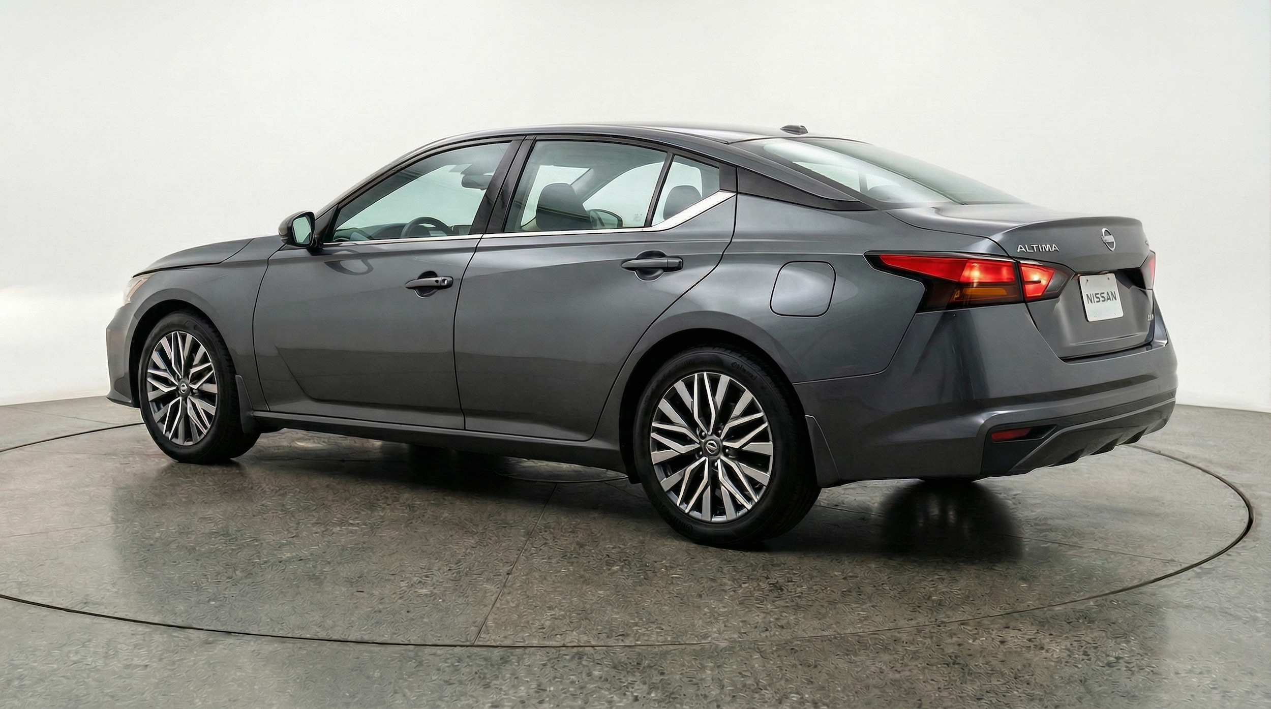 Thumbnail: 2025 Nissan Altima - 5