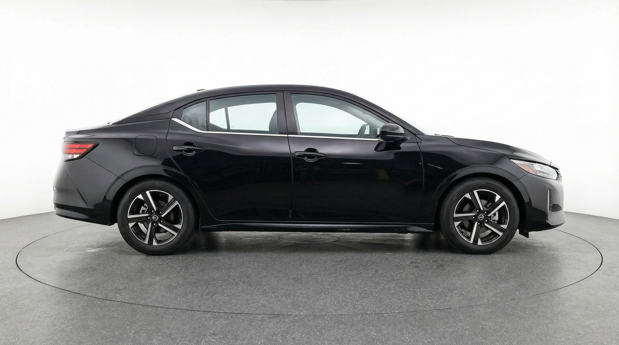 Thumbnail: 2025 Nissan Sentra - 11
