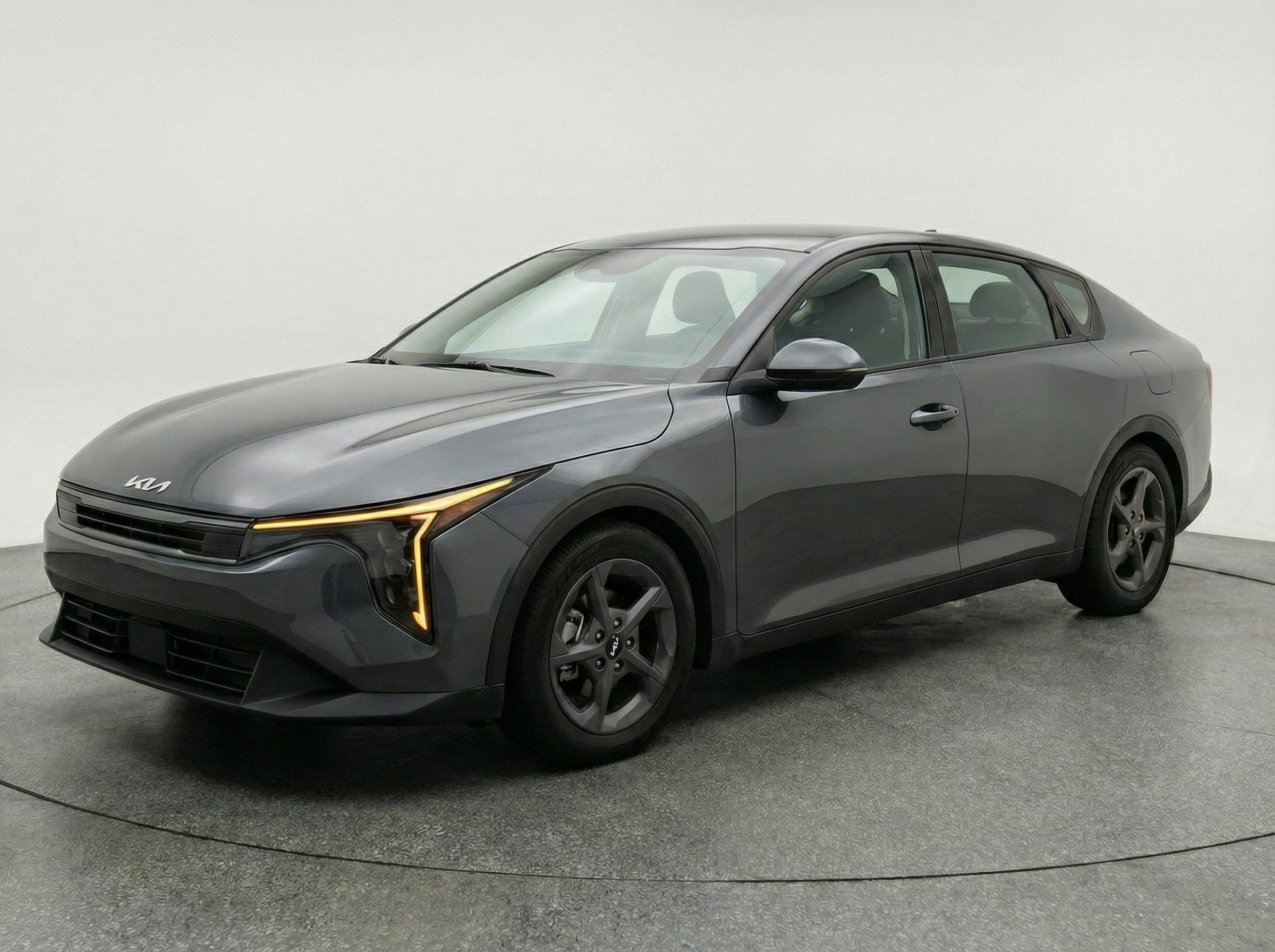 Thumbnail: 2025 Kia K4 - 3