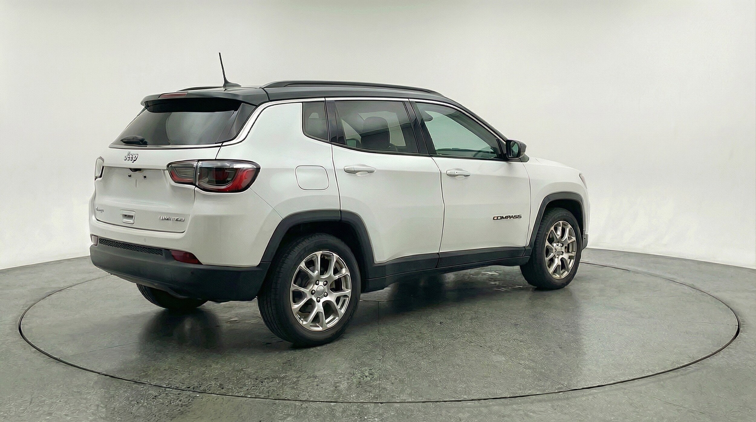 Thumbnail: 2025 Jeep Compass - 9