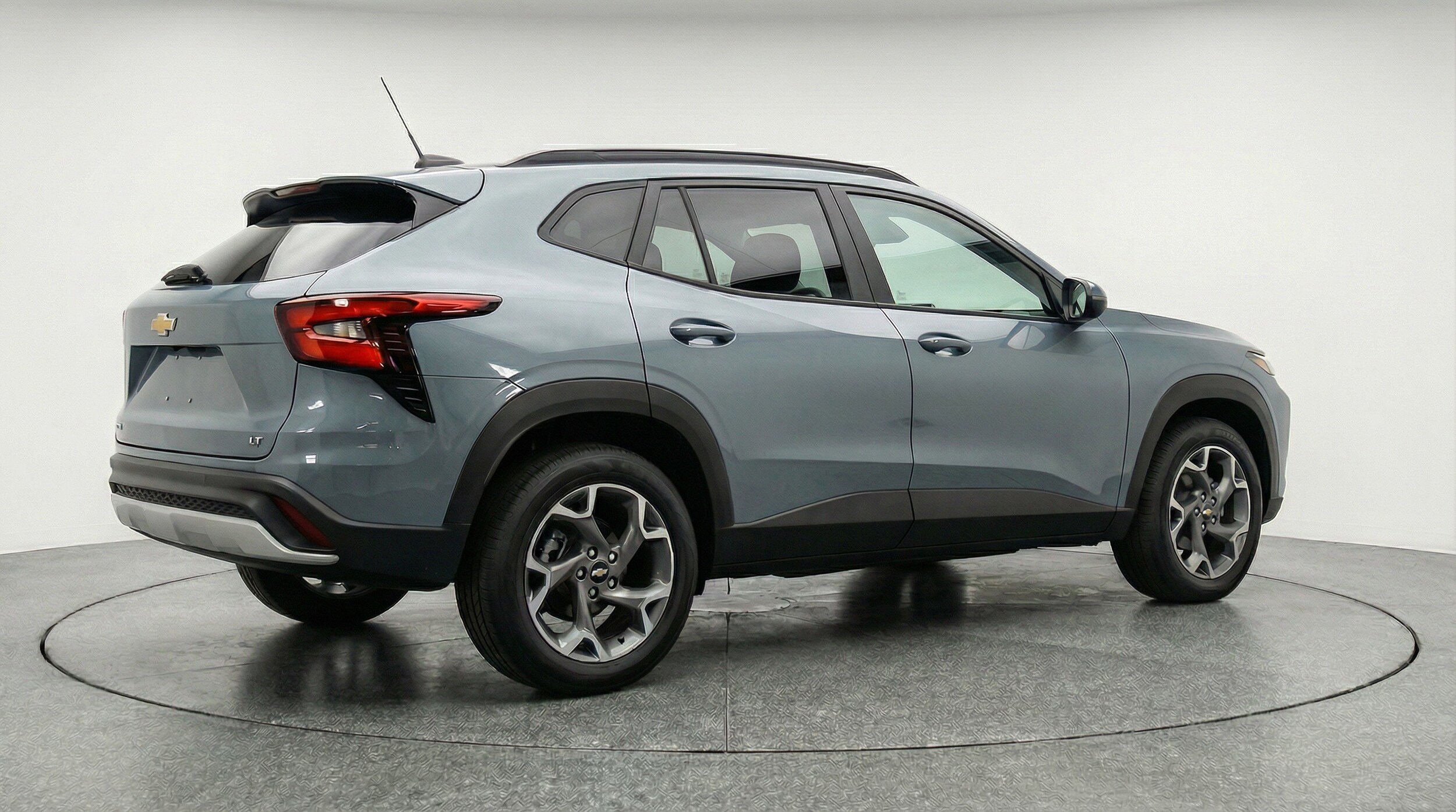 Thumbnail: 2025 Chevrolet Trax - 9