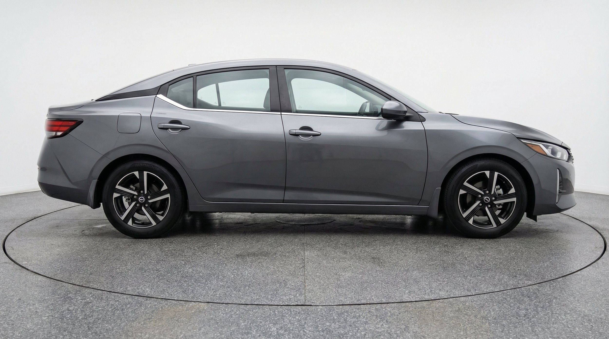 Thumbnail: 2025 Nissan Sentra - 11