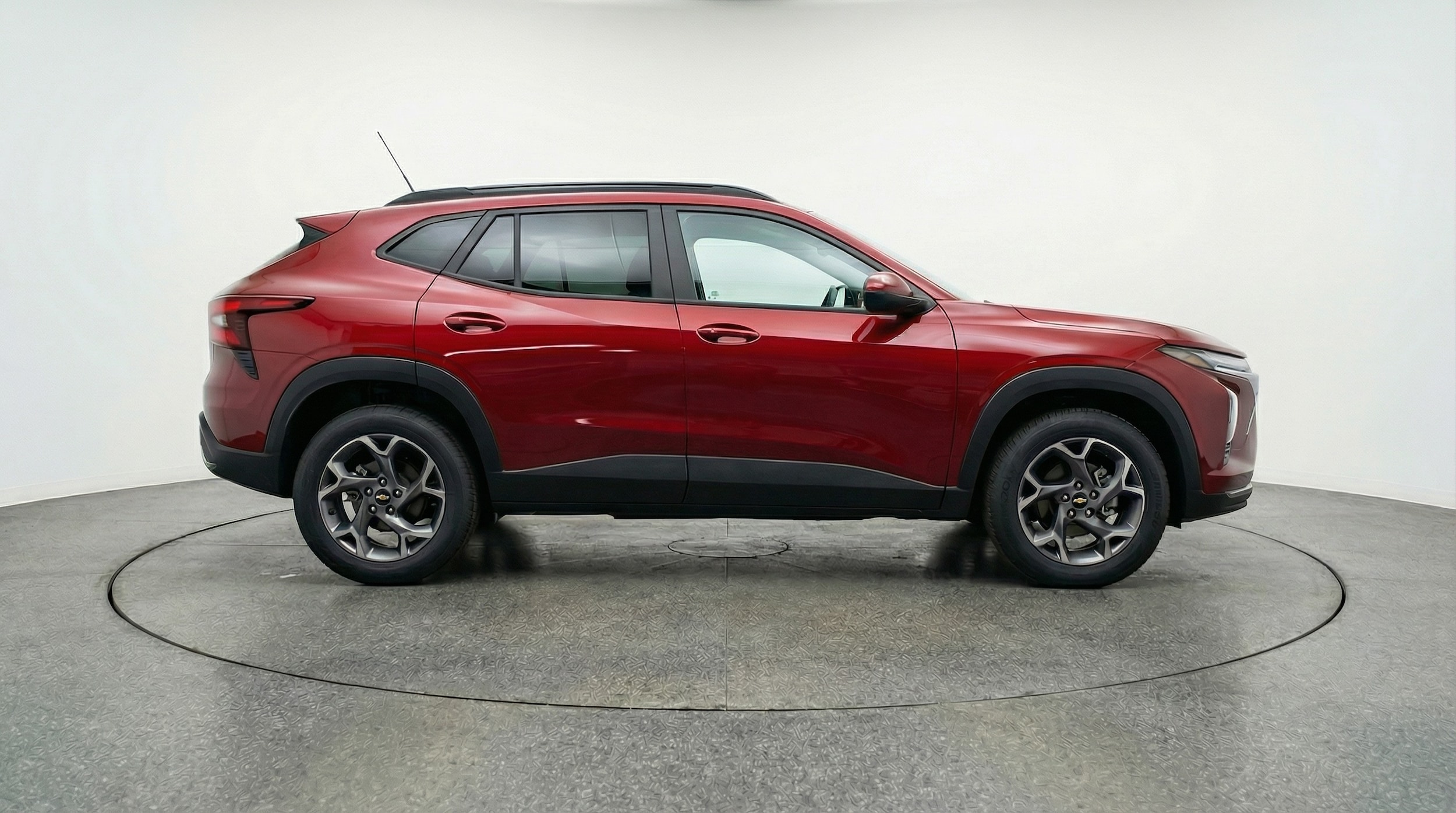 Thumbnail: 2025 Chevrolet Trax - 8