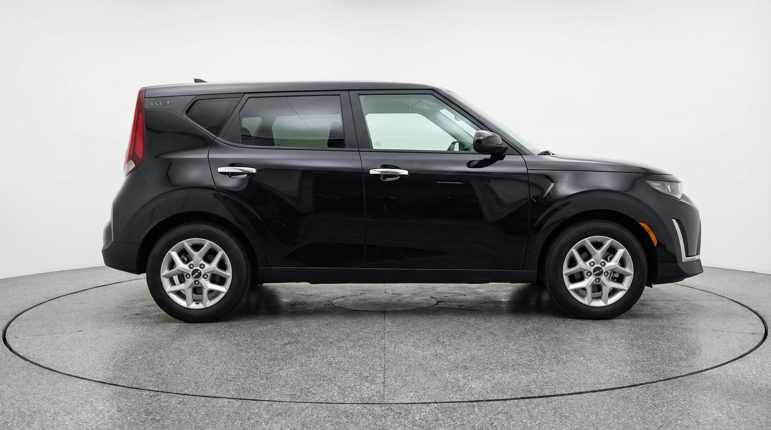 Thumbnail: 2025 Kia Soul - 8