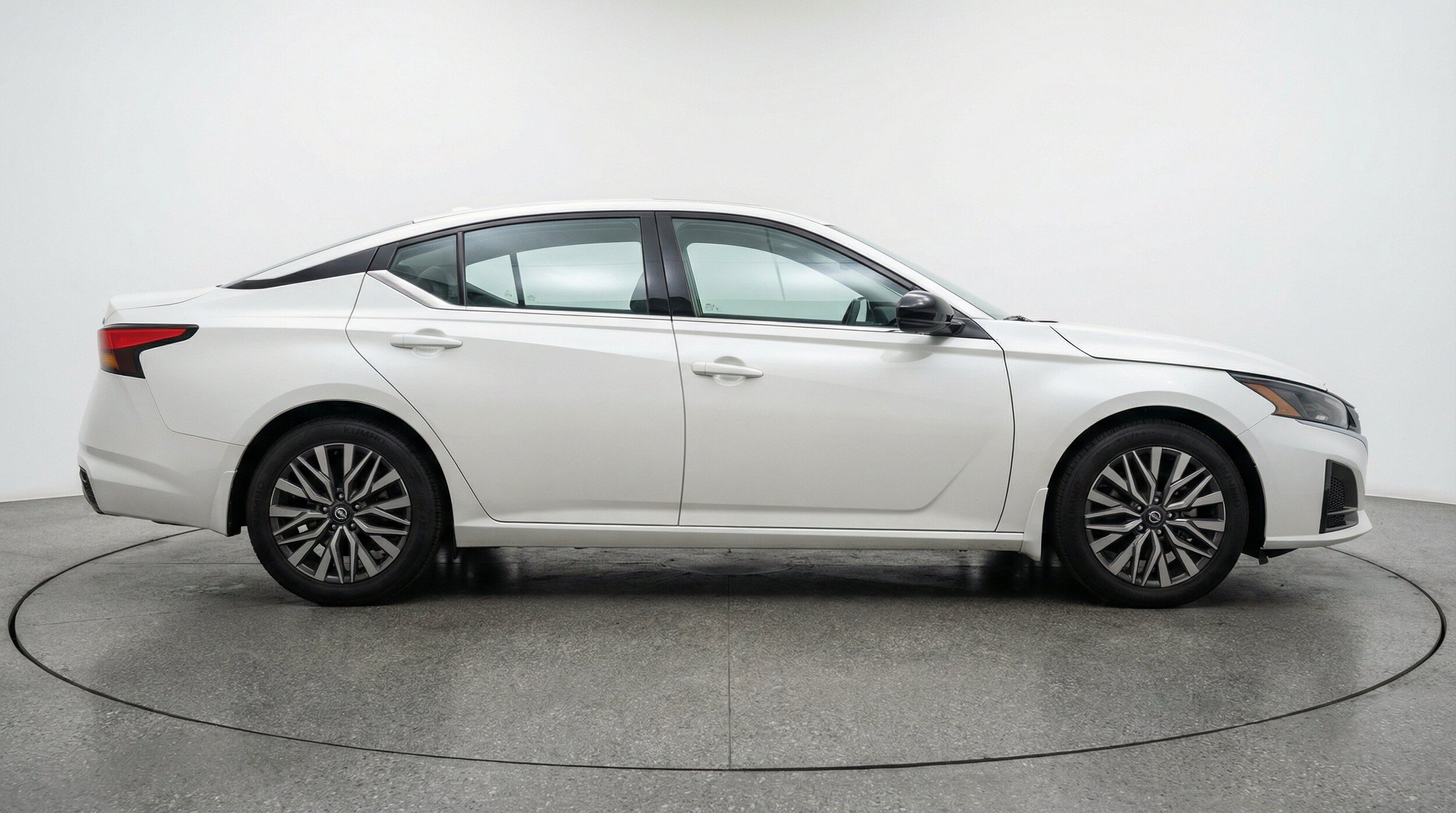 Thumbnail: 2025 Nissan Altima - 11