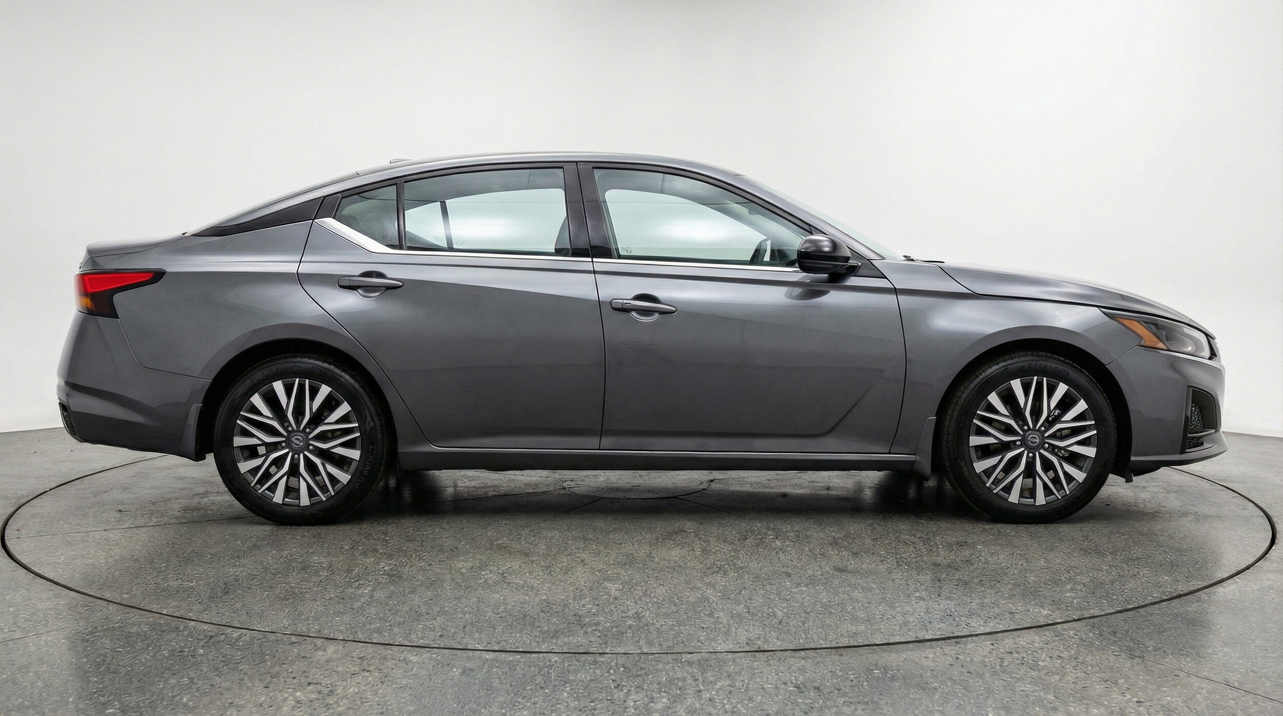 Thumbnail: 2025 Nissan Altima - 8