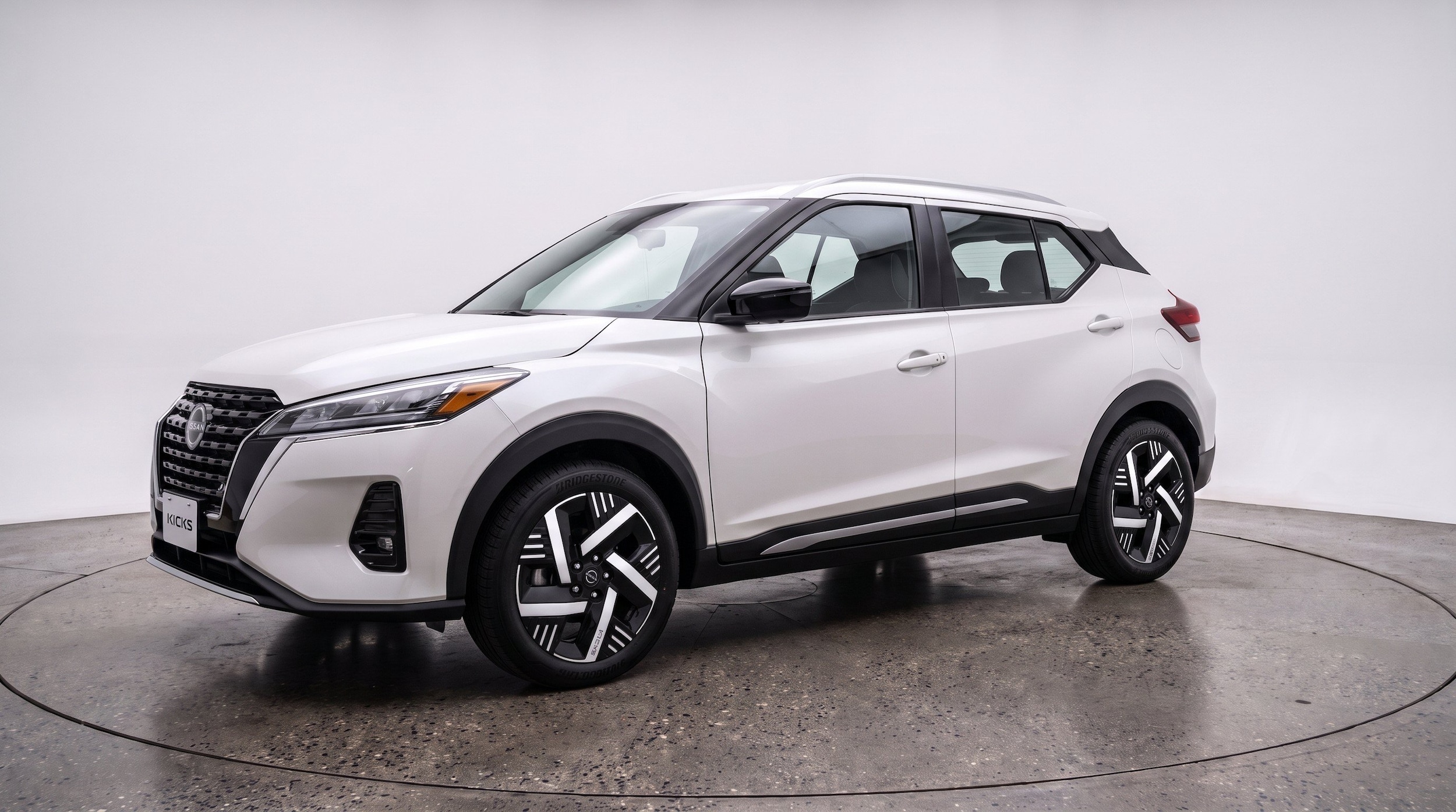 Thumbnail: 2026 Nissan Kicks - 3