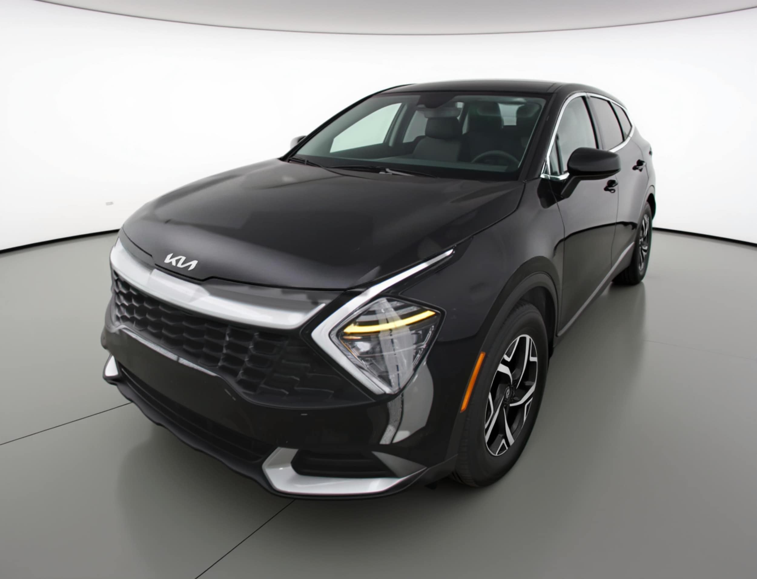 Thumbnail: 2025 Kia Sportage - 3