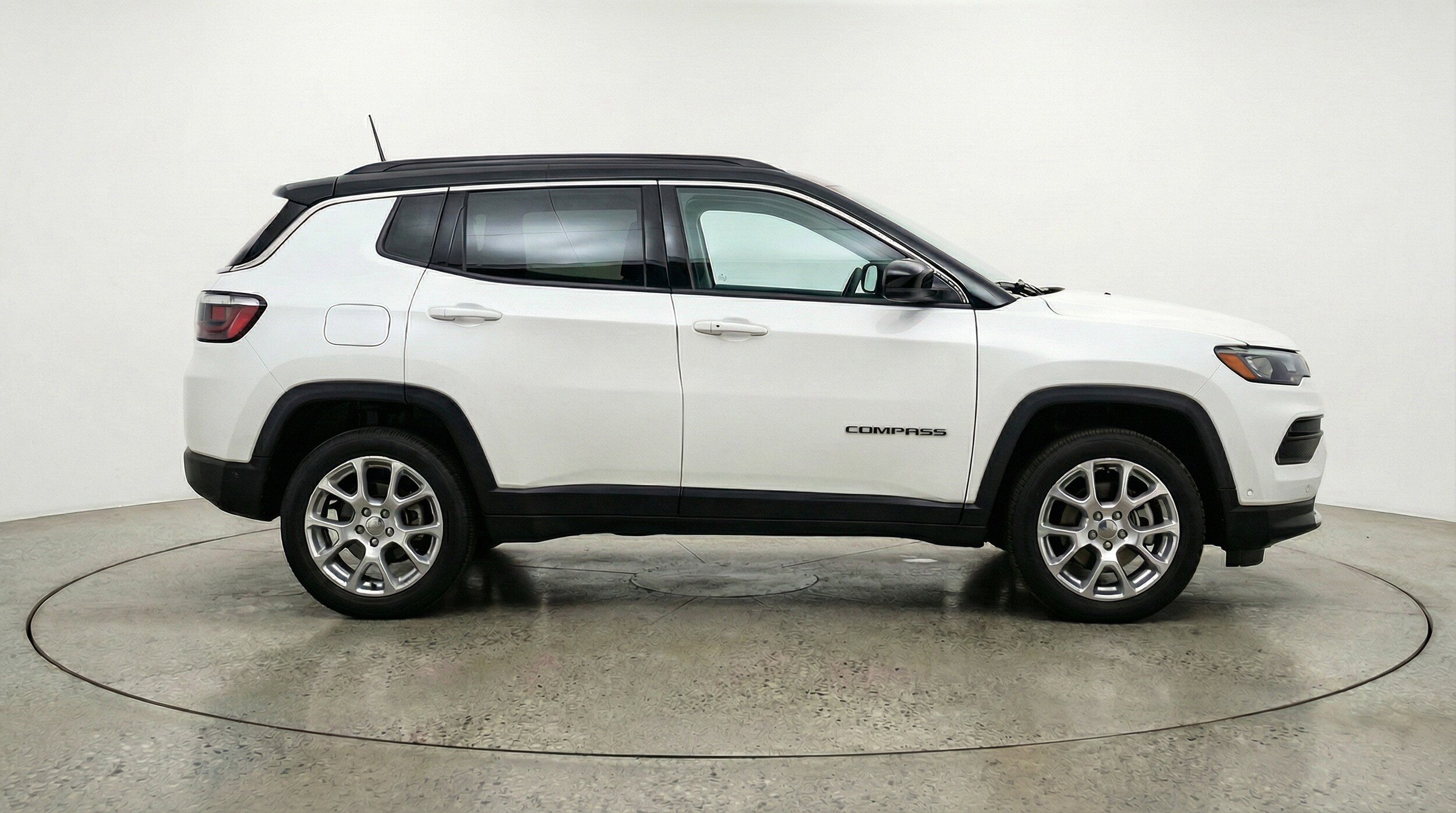 Thumbnail: 2025 Jeep Compass - 11