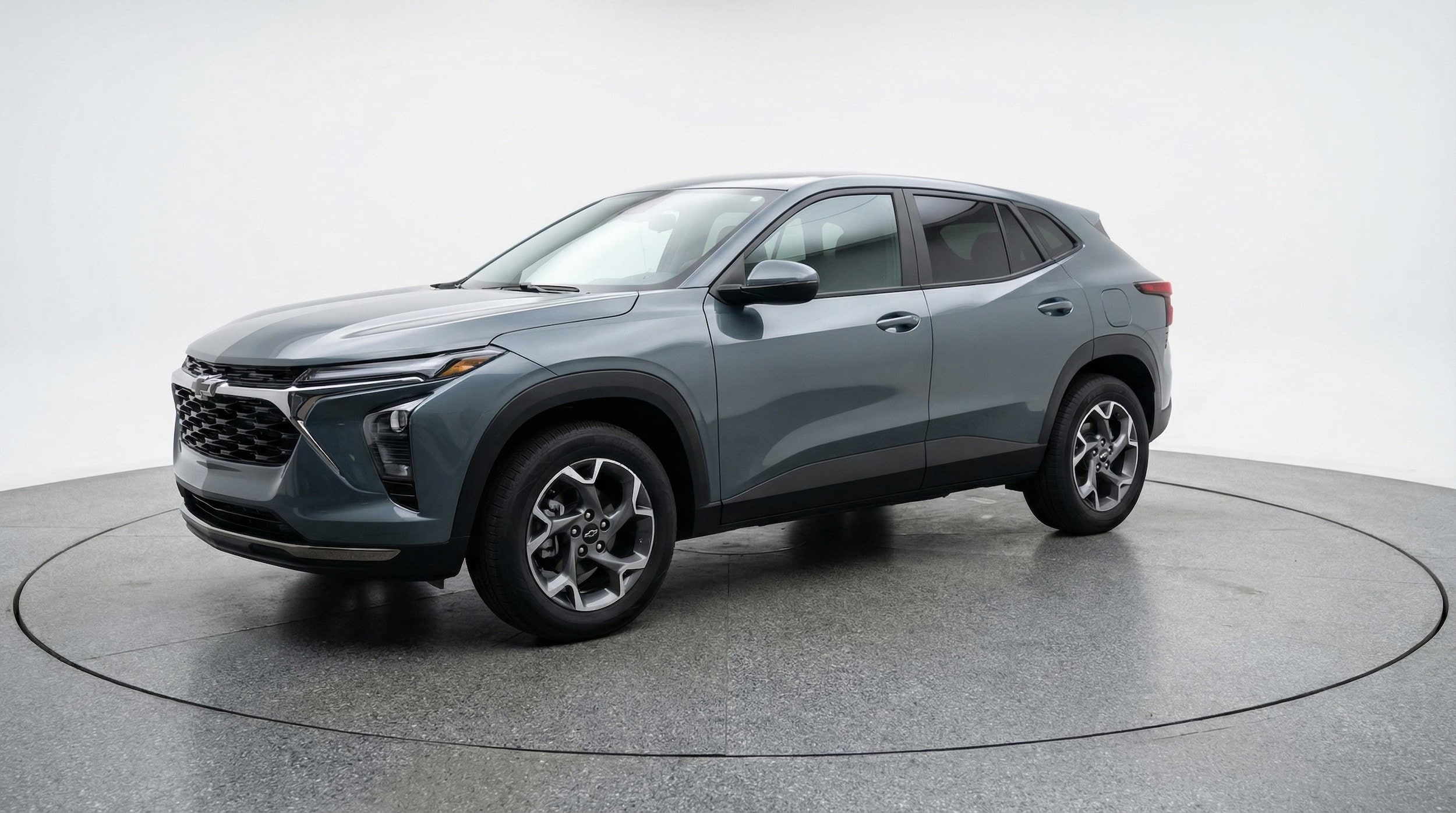 Thumbnail: 2025 Chevrolet Trax - 3