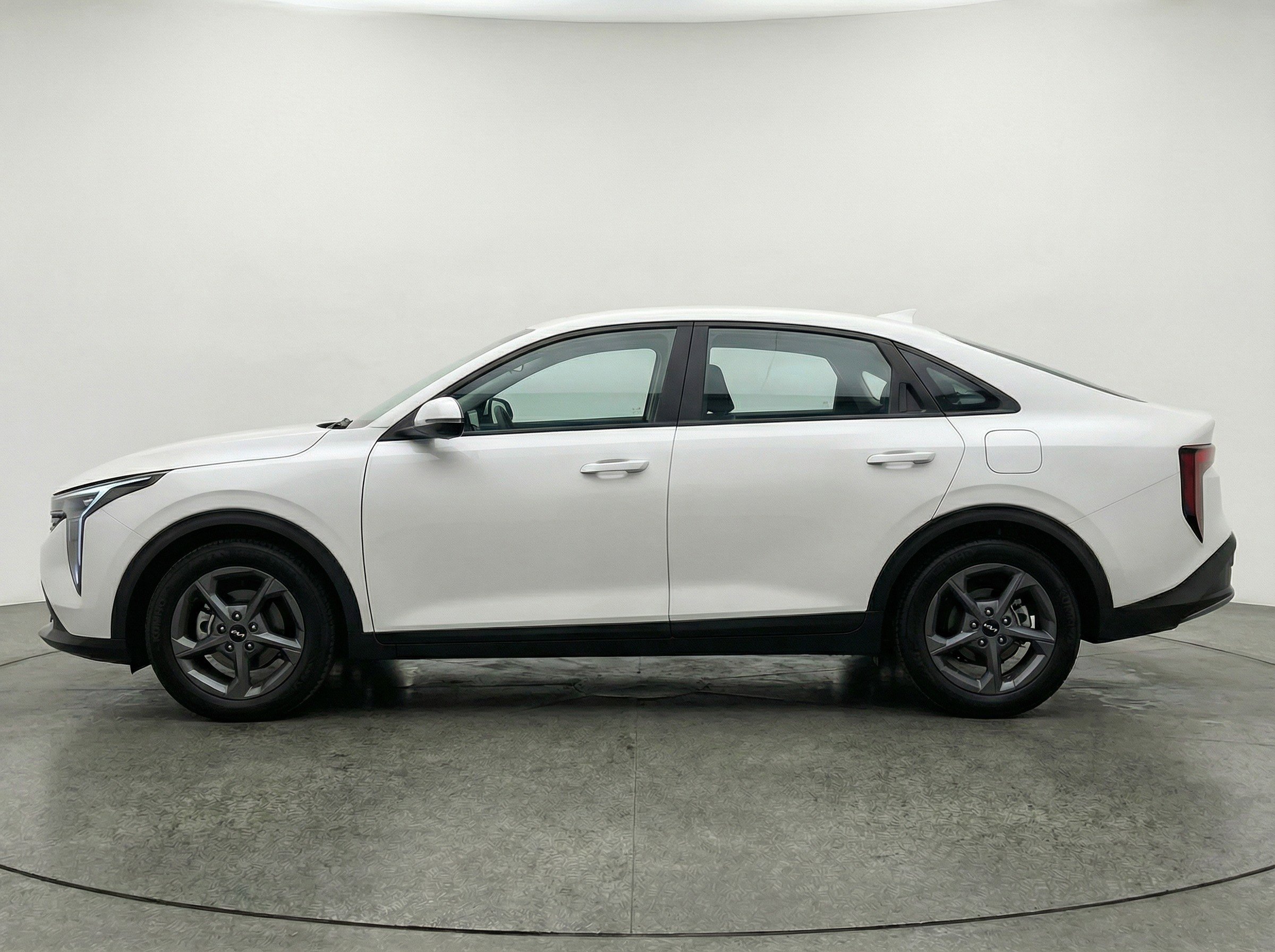 Thumbnail: 2025 Kia K4 - 11