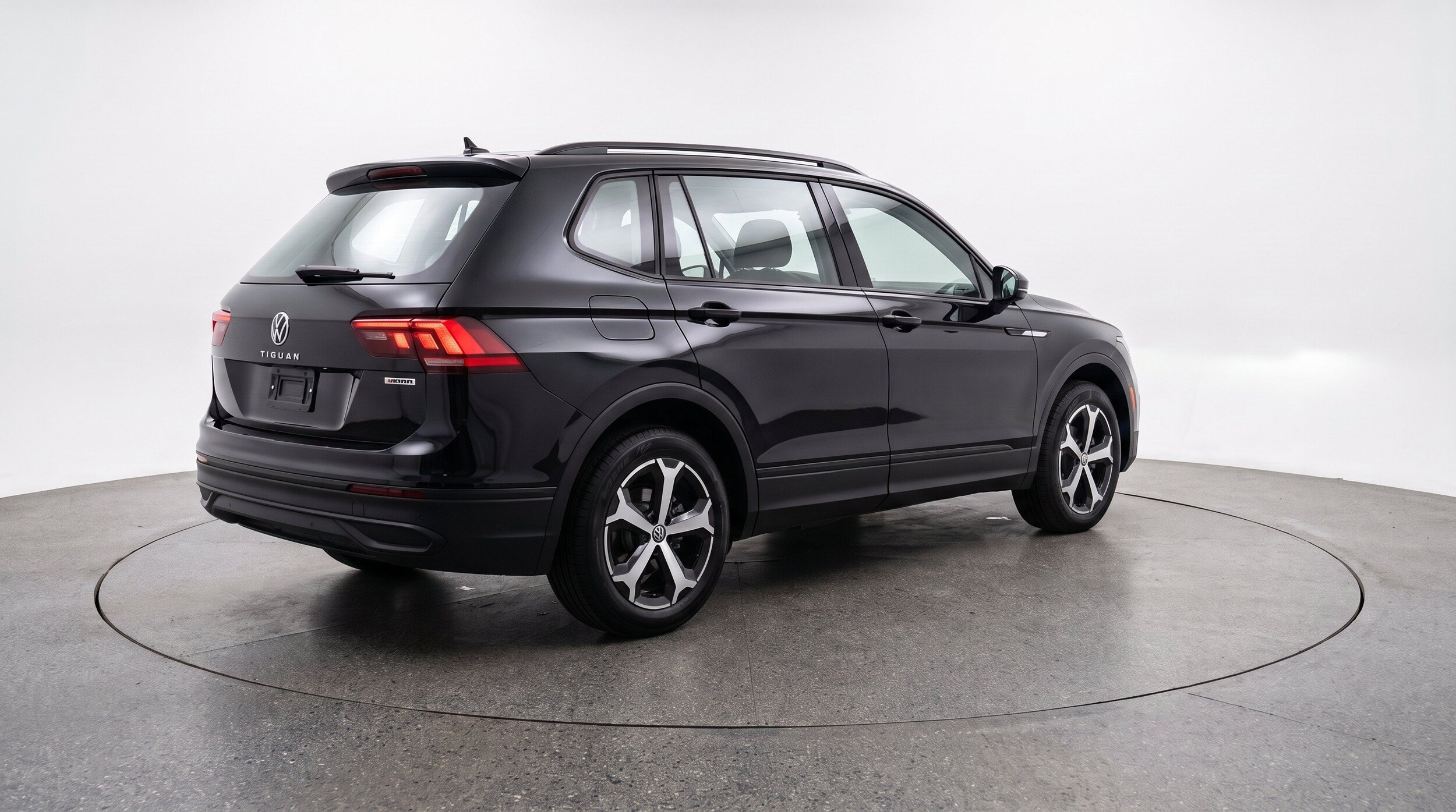 Thumbnail: 2026 Volkswagen Tiguan - 9