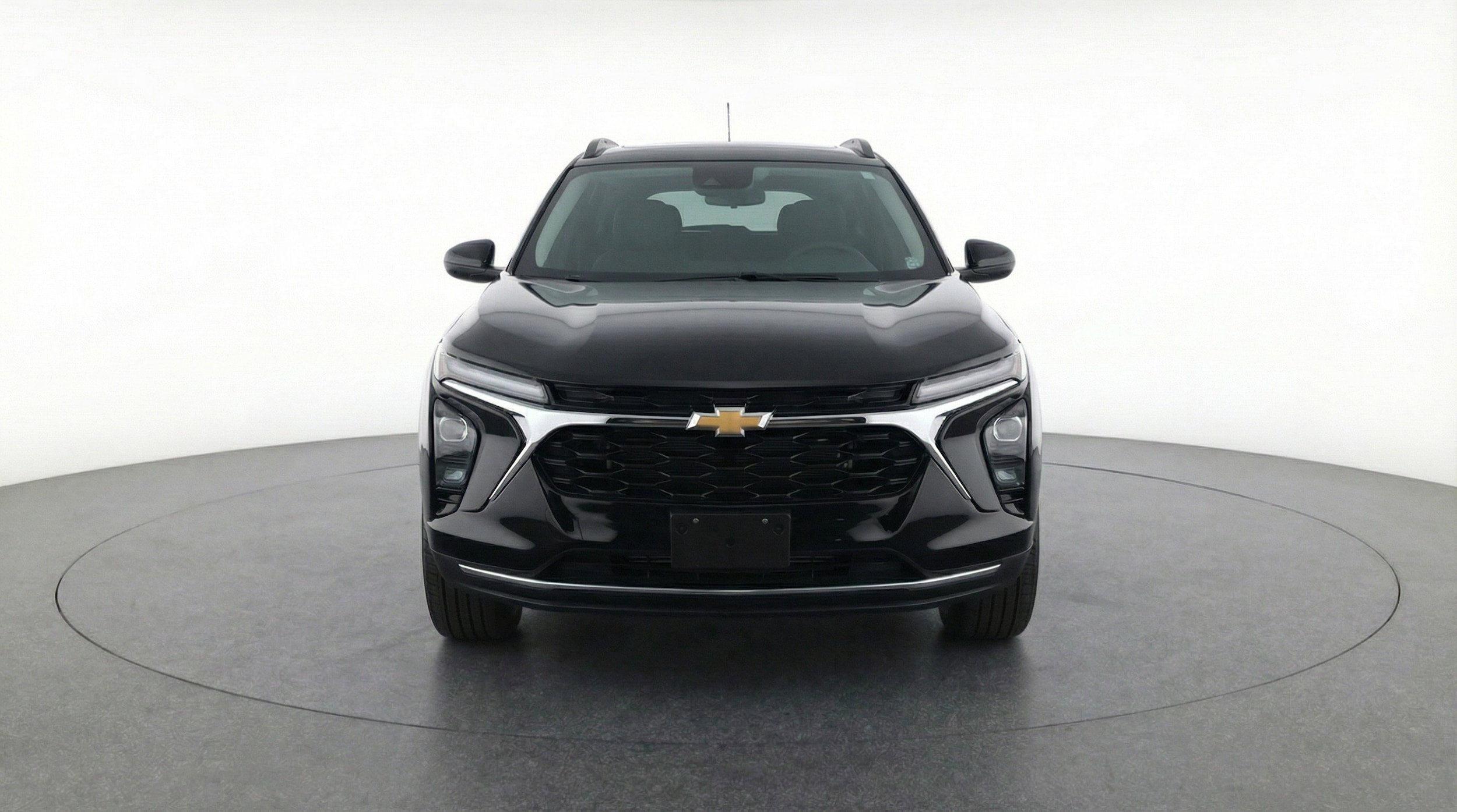 Thumbnail: 2025 Chevrolet Trax - 2