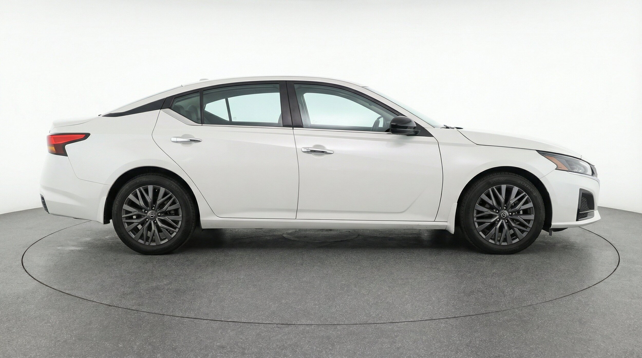 Thumbnail: 2025 Nissan Altima - 11