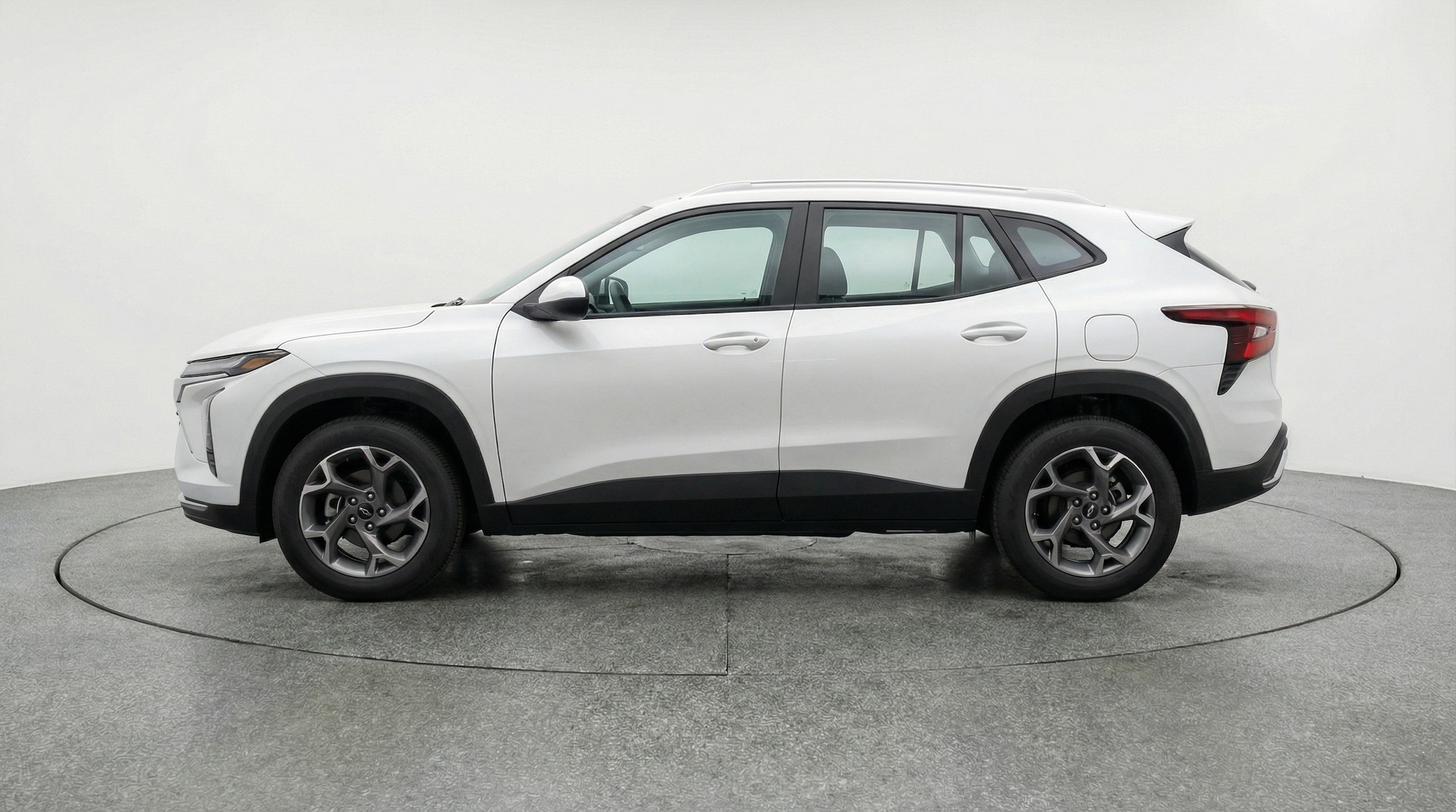 Thumbnail: 2025 Chevrolet Trax - 4