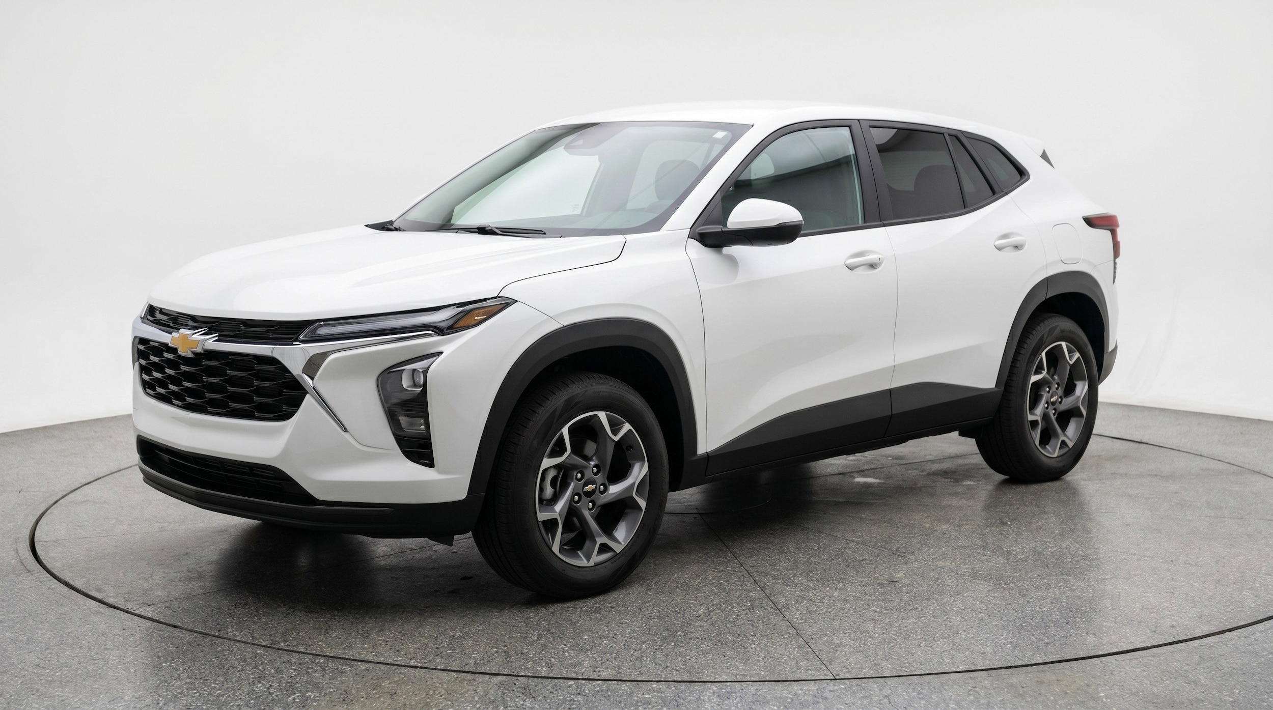 Thumbnail: 2025 Chevrolet Trax - 3