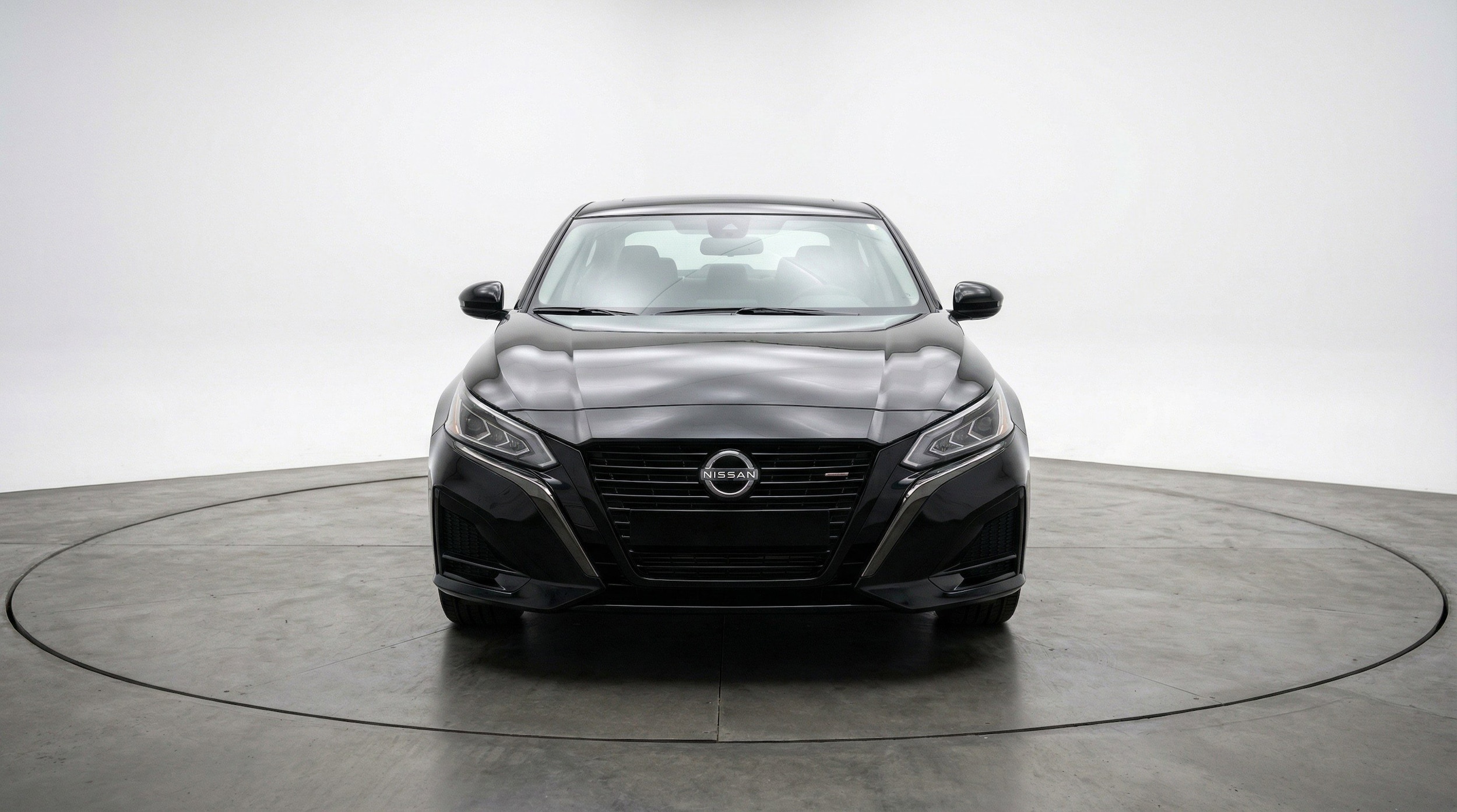 Thumbnail: 2025 Nissan Altima - 2