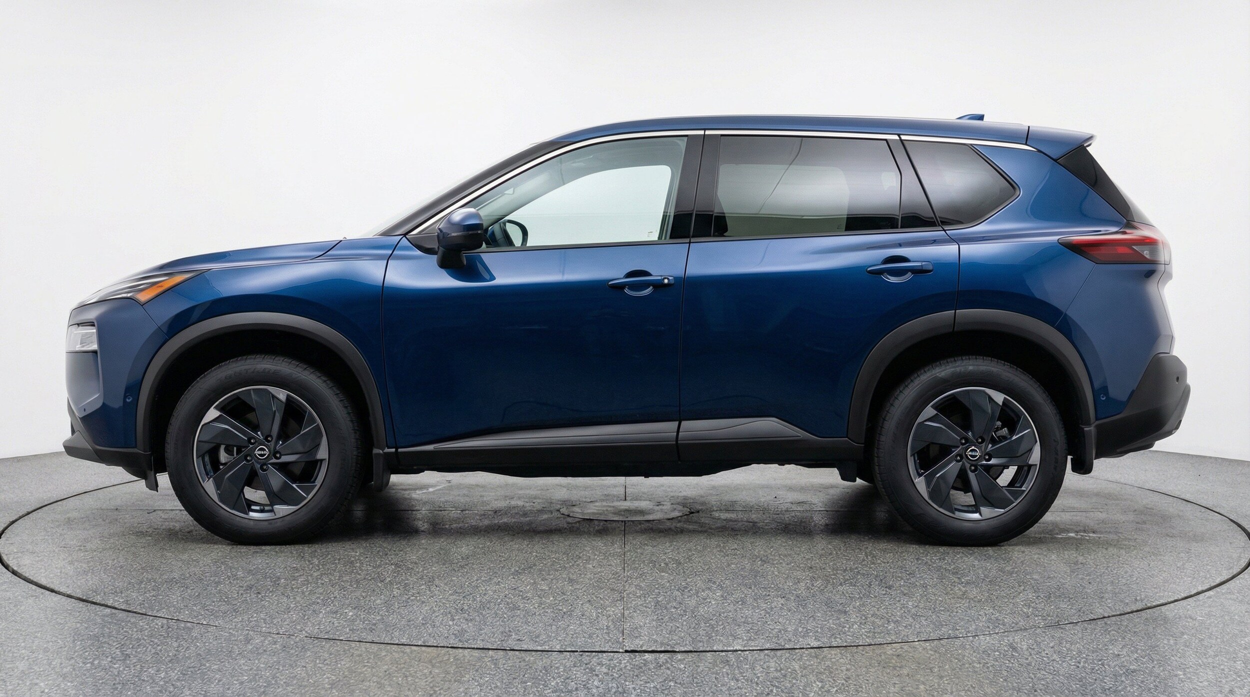 Thumbnail: 2025 Nissan Rogue - 5