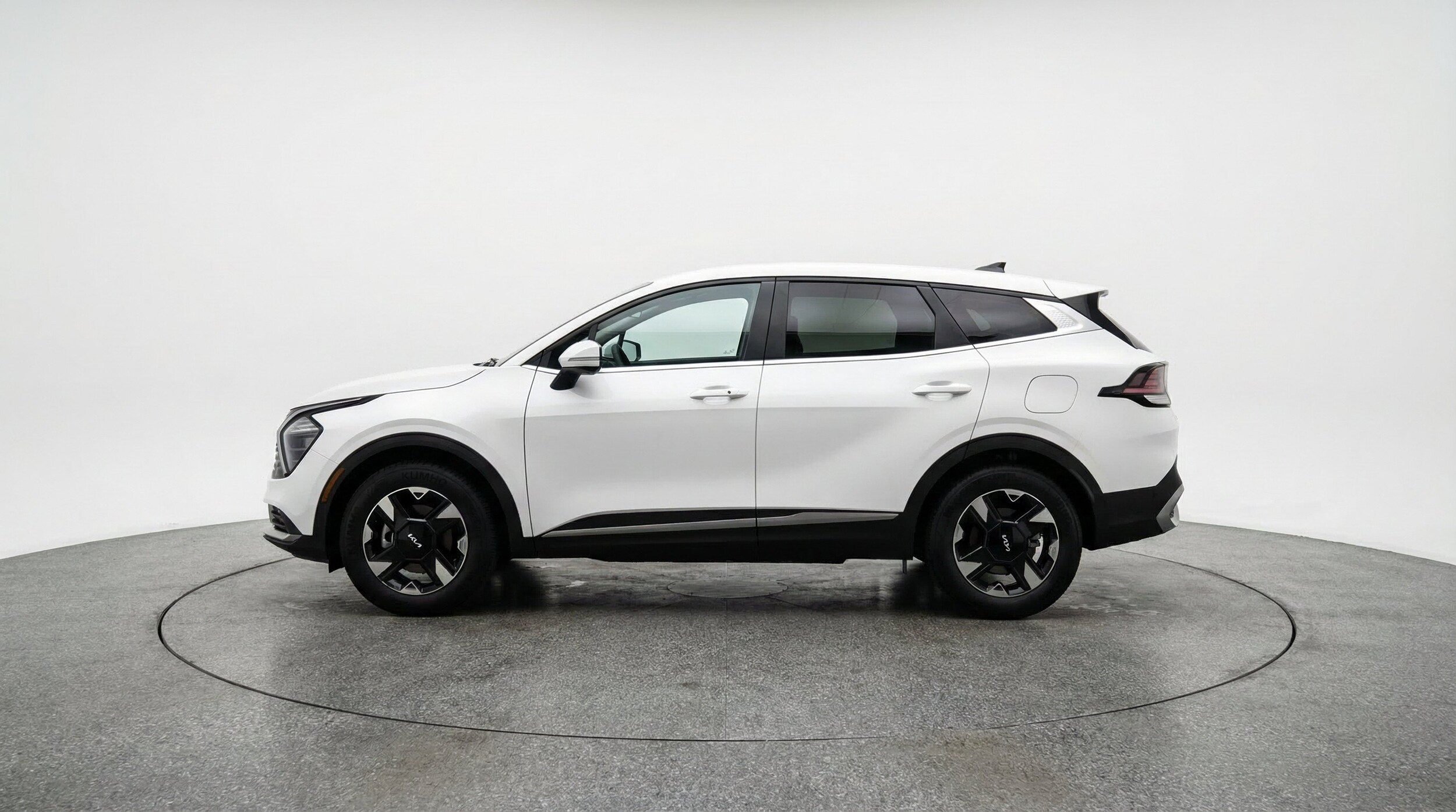 Thumbnail: 2026 Kia Sportage - 5