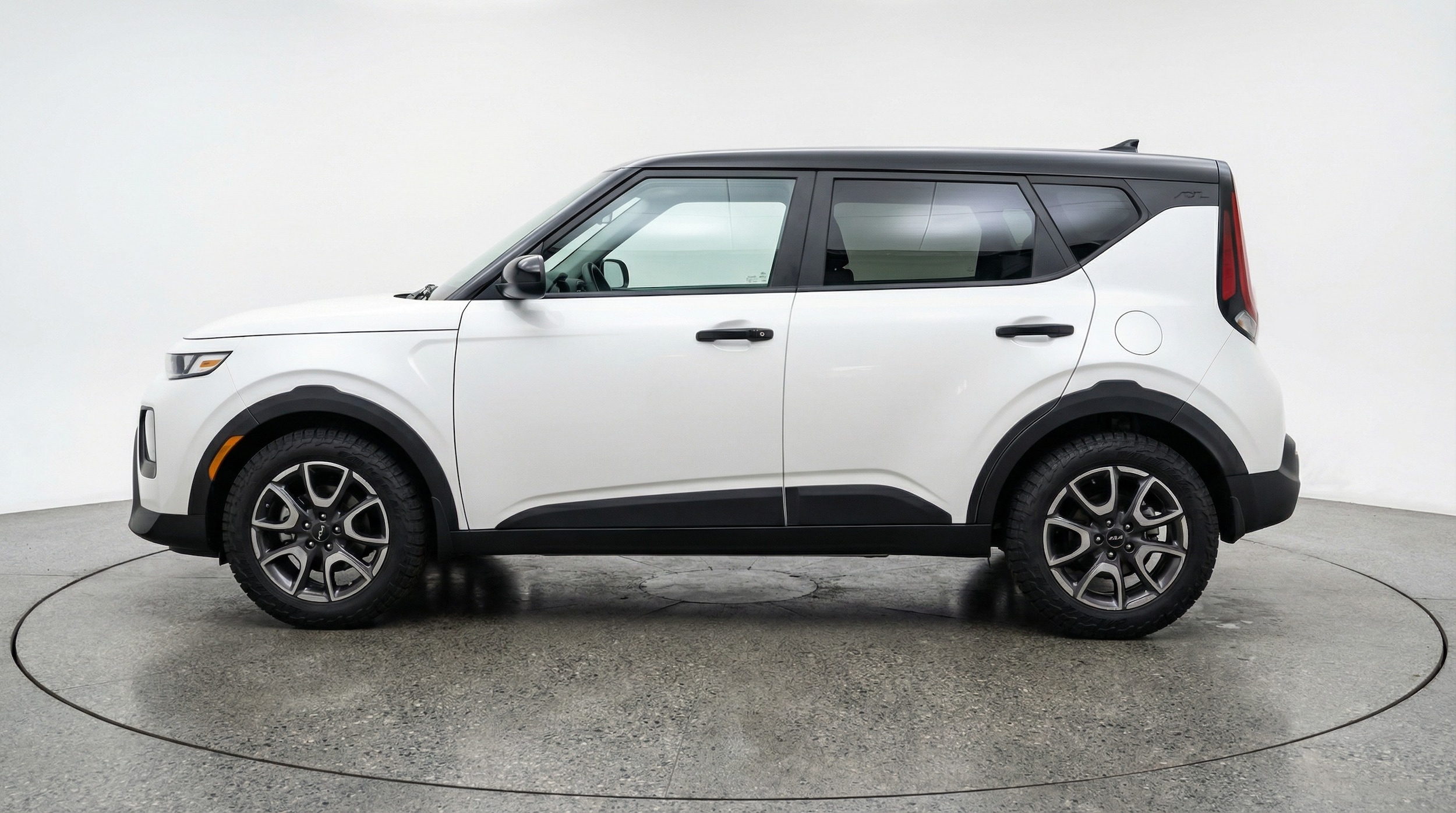 Thumbnail: 2025 Kia Soul - 4