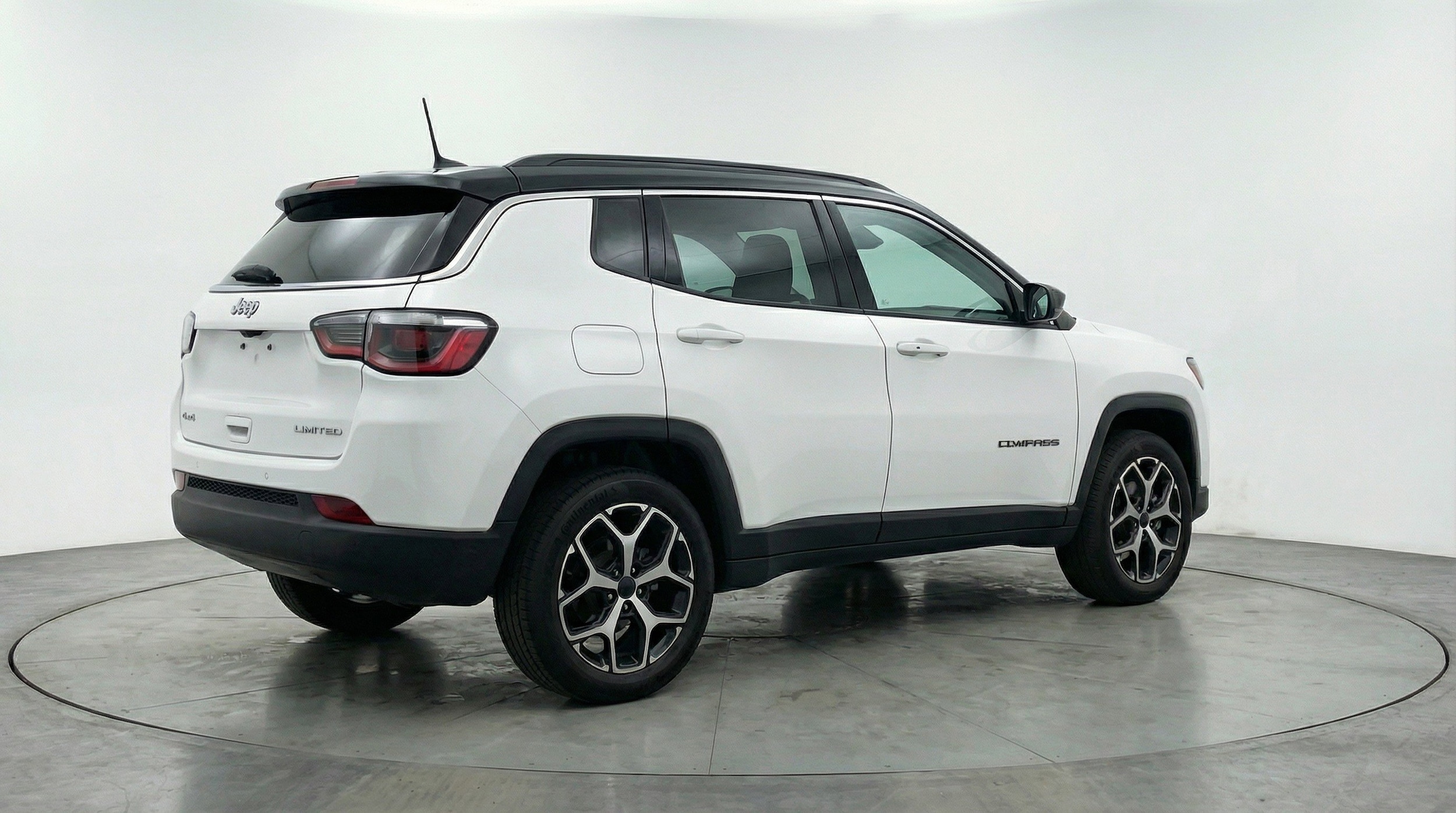 Thumbnail: 2025 Jeep Compass - 9