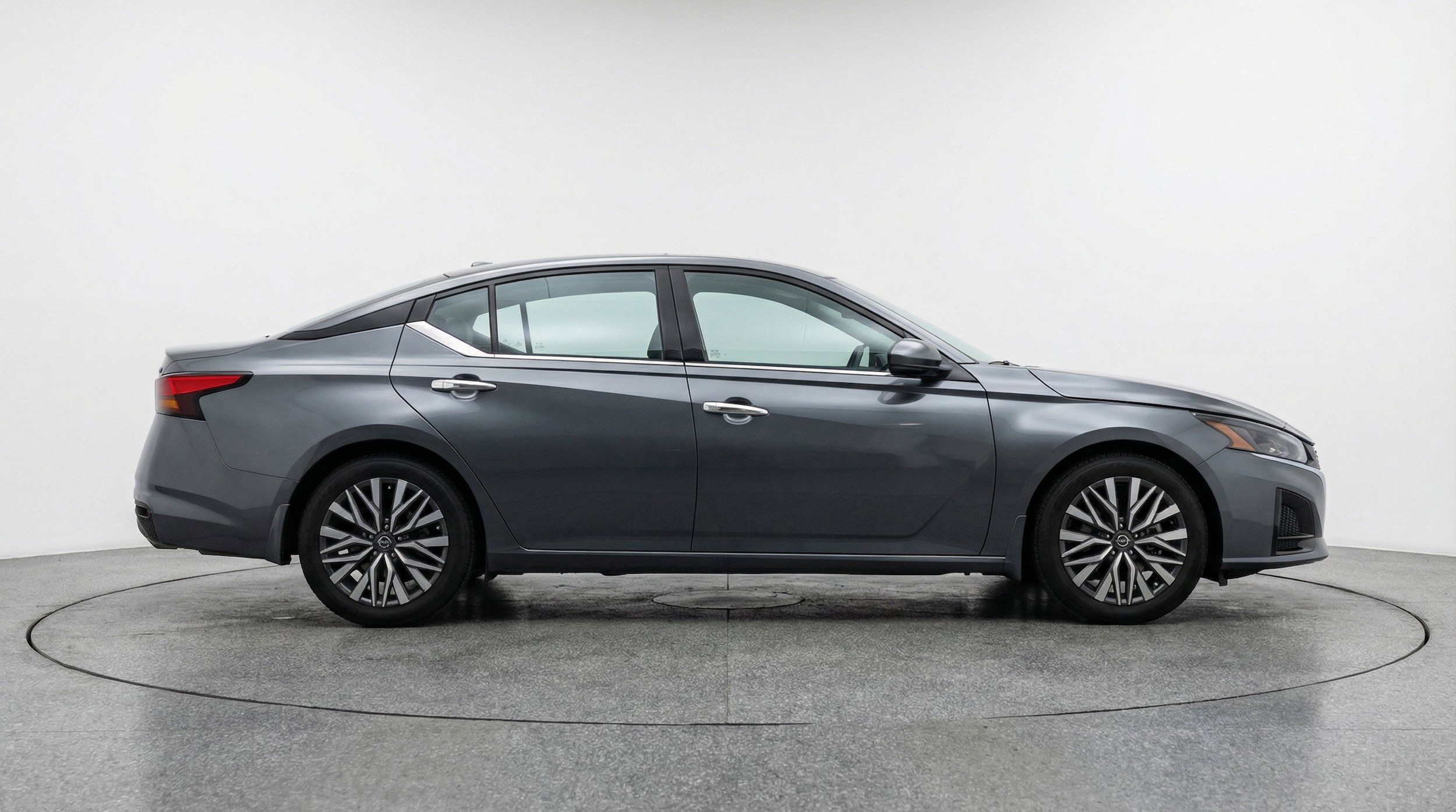 Thumbnail: 2025 Nissan Altima - 11