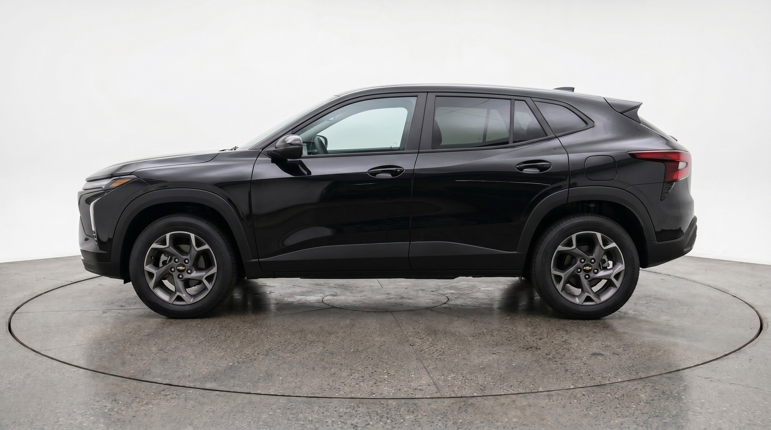 Thumbnail: 2025 Chevrolet Trax - 5