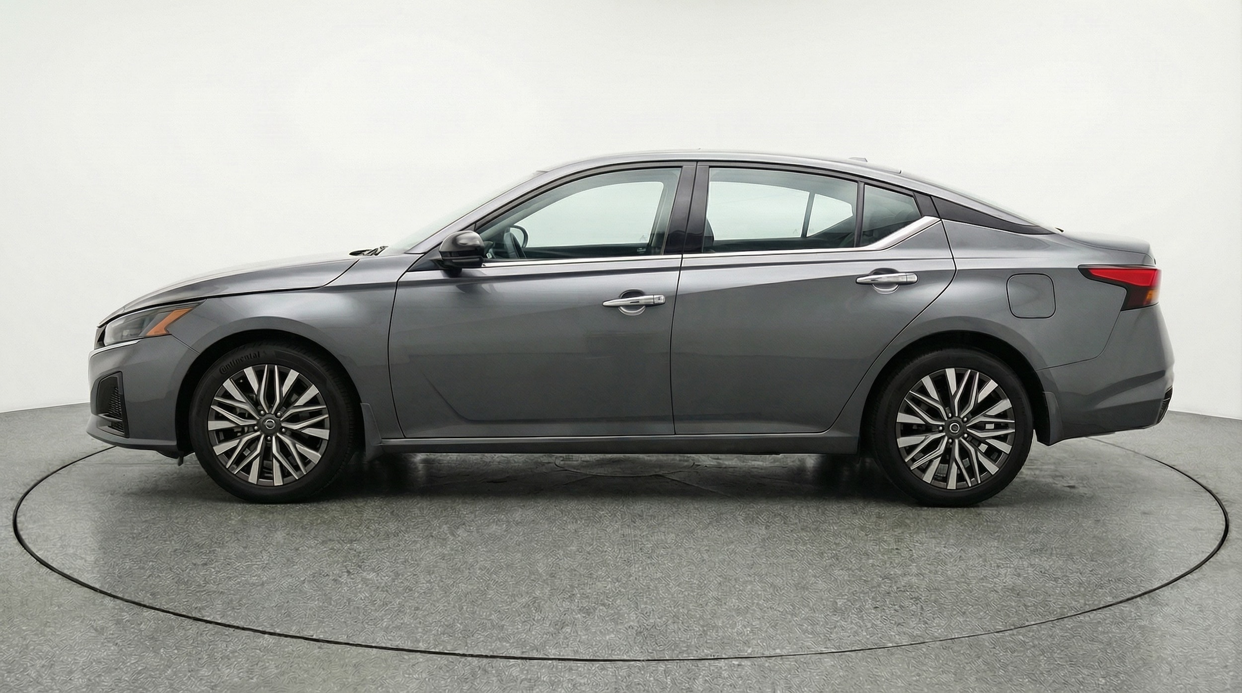 Thumbnail: 2025 Nissan Altima - 4