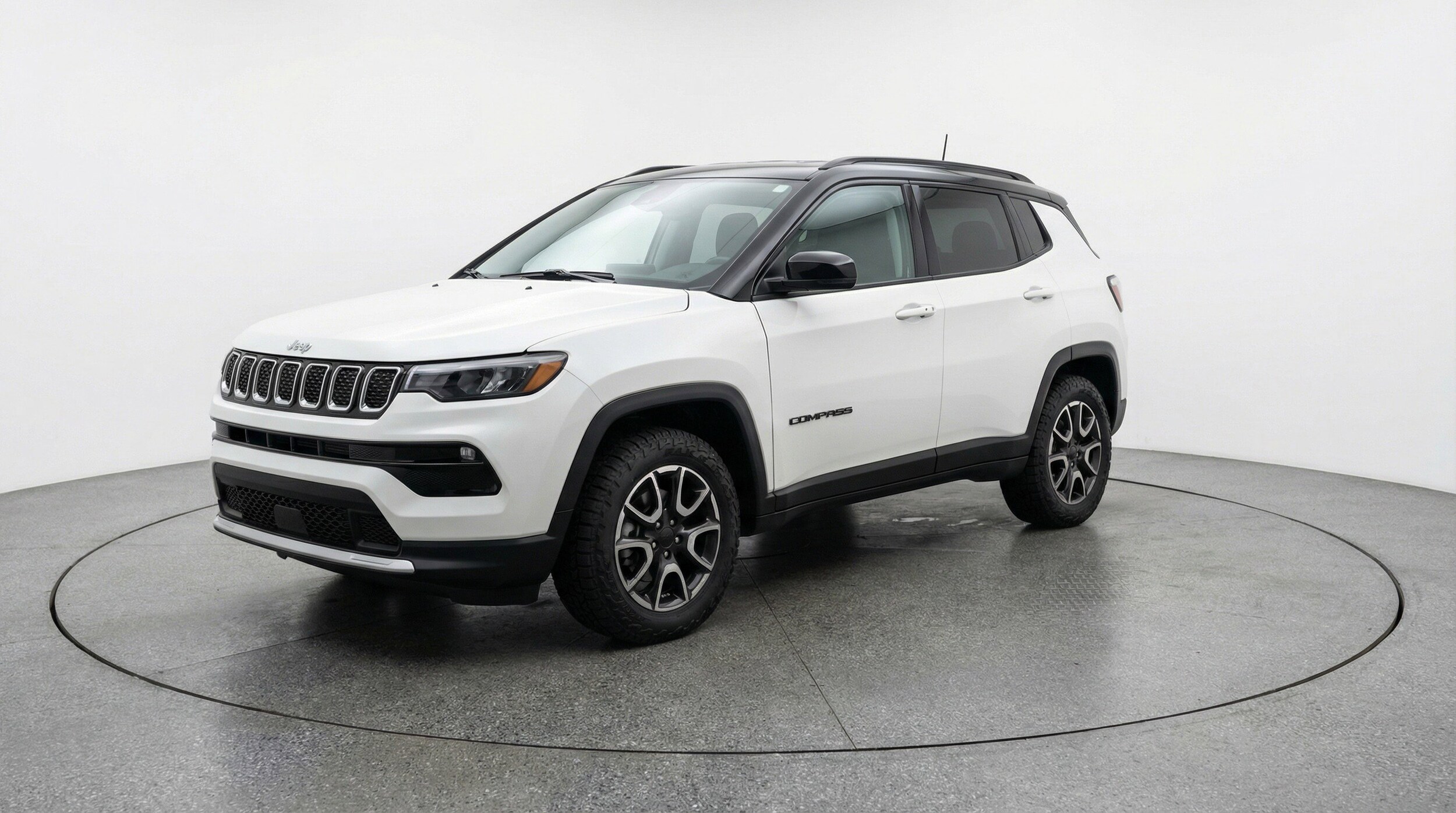 Thumbnail: 2025 Jeep Compass - 3